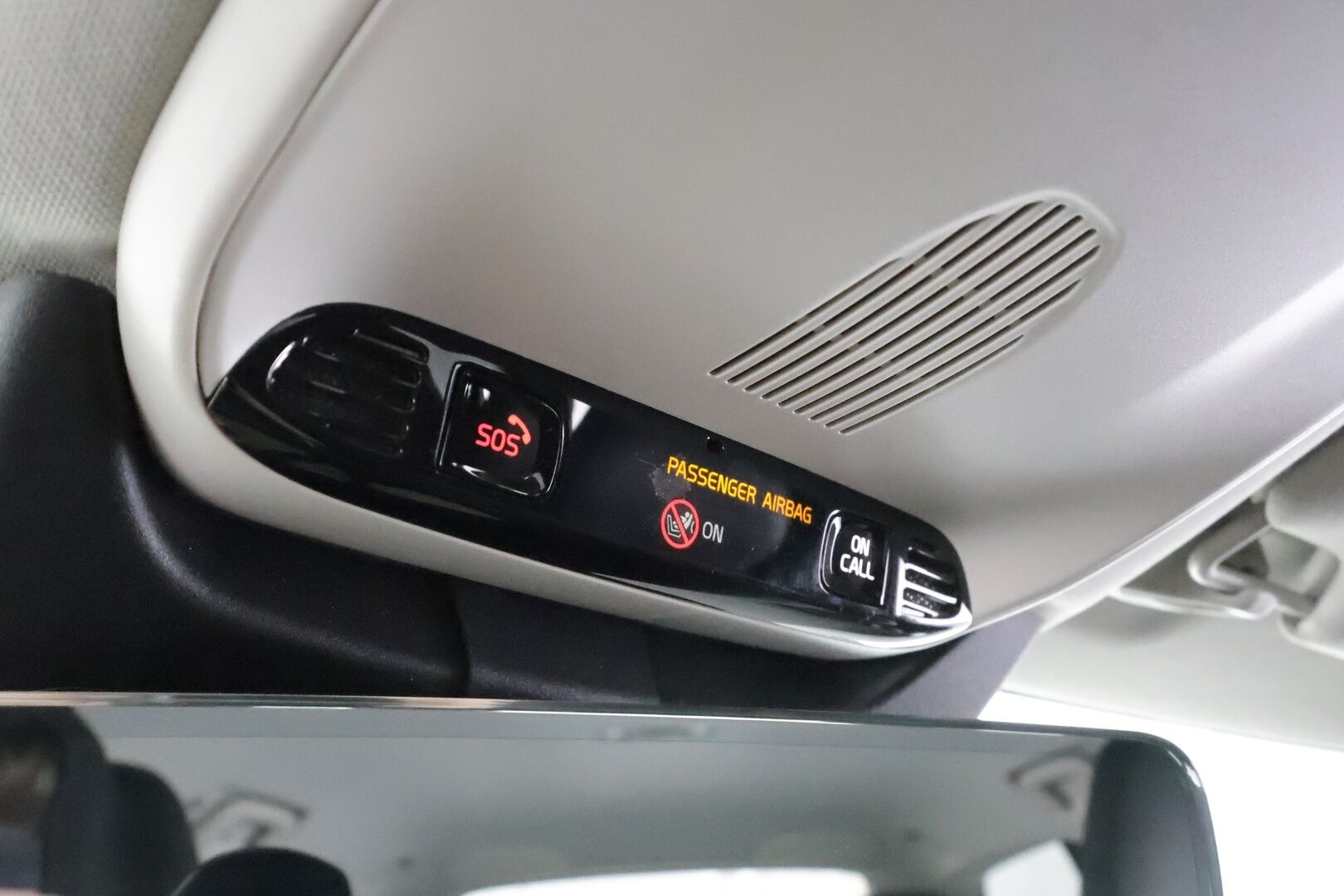 Volvo V90 Cross Country 2018 D4 AWD Pro Polestar aut * Webasto / Koukku / ACC / Full-LED / P.kamera / Sportpenkki Muistilla / Navi / Kaistavahti * - Kahdet renkaat - Osta nyt, maksa vasta ensi vuonna