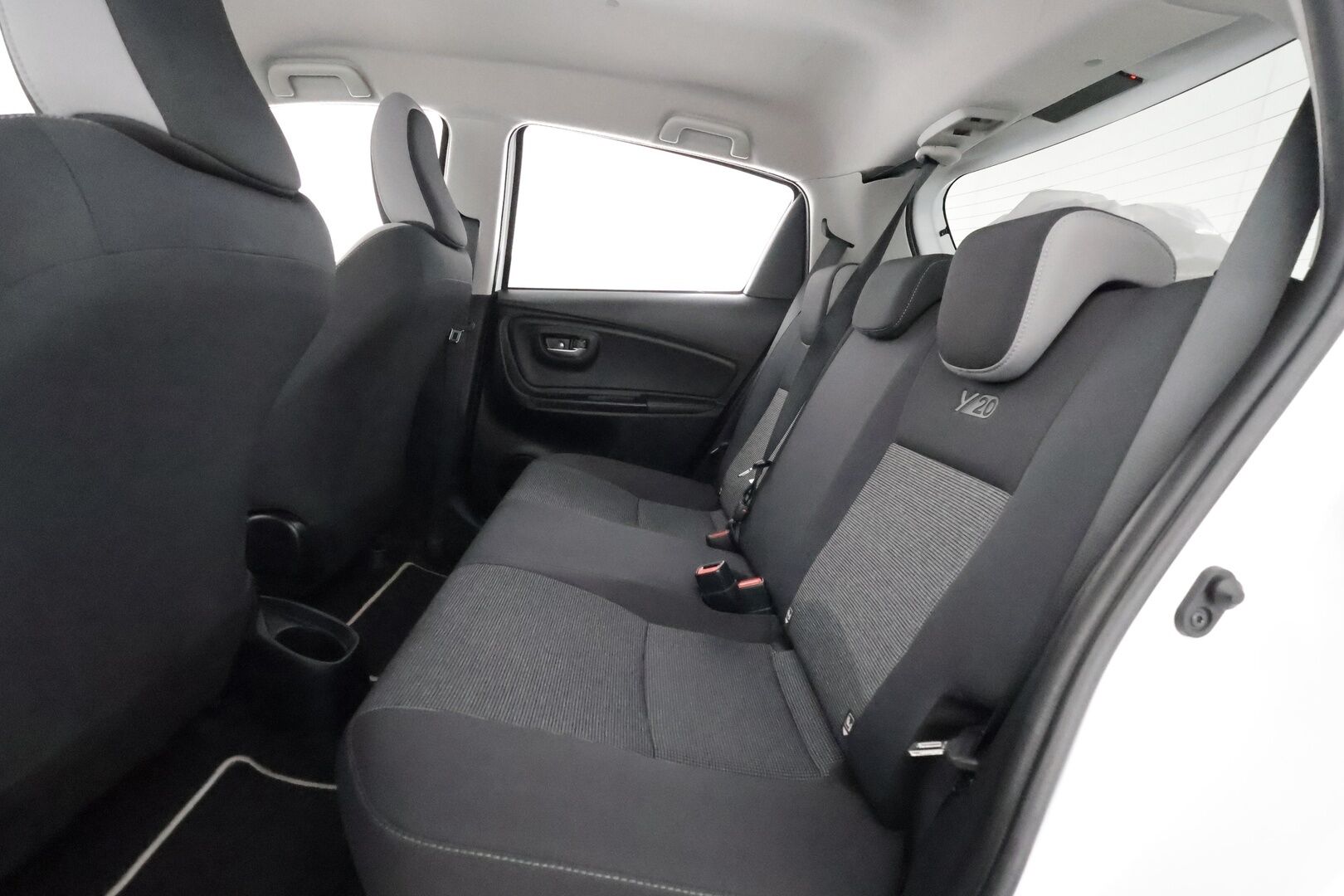 Toyota Yaris 2020 1,5 Hybrid Y20 Edition **P.Kamera / Kaistavahti / Navi / Aut. Ilmastointi / Bluetooth** - 1.Om Suomi-auto / Juuri huollettu / 2x Renkaat