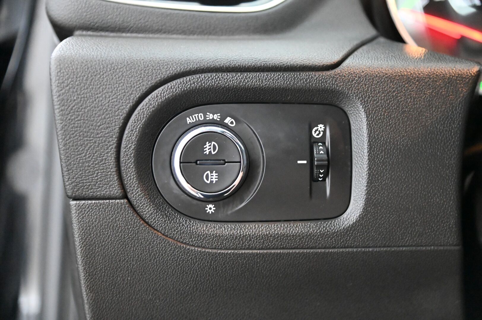 Opel Grandland X 2020 PHEV Executive 300 Turbo A8 AWD *360-kamera / P.kamera / Nahkasisusta / Sport-penkit*