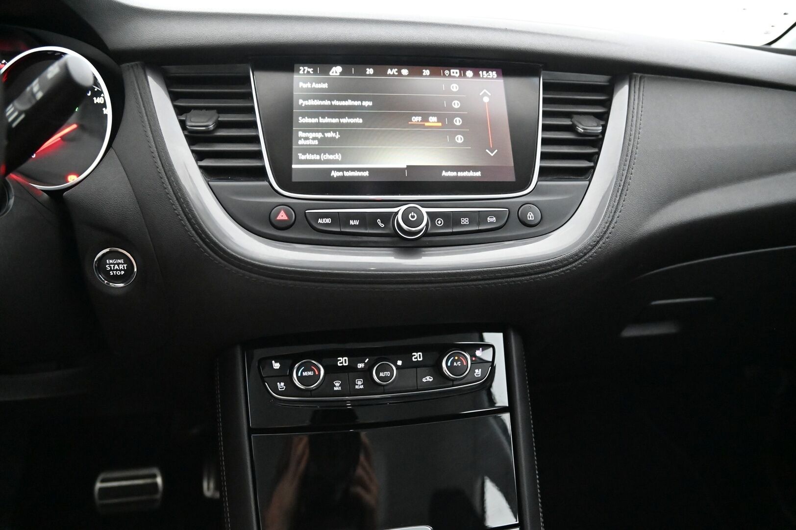 Opel Grandland X 2020 PHEV Executive 300 Turbo A8 AWD *360-kamera / P.kamera / Nahkasisusta / Sport-penkit*