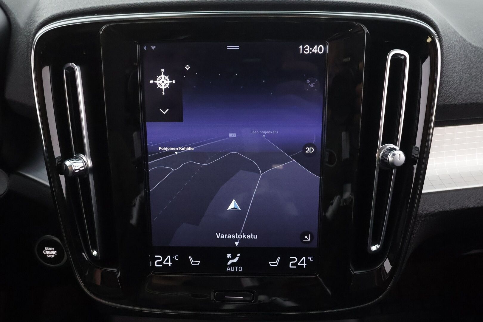 Volvo XC40 2020 T3 Business aut * ACC / Webasto / Koukku / P.tutkat / LED / Navi / Keyless / Puolinahat * - Suomi-auto / Kahdet renkaat aluvanteilla / Juuri katsastettu