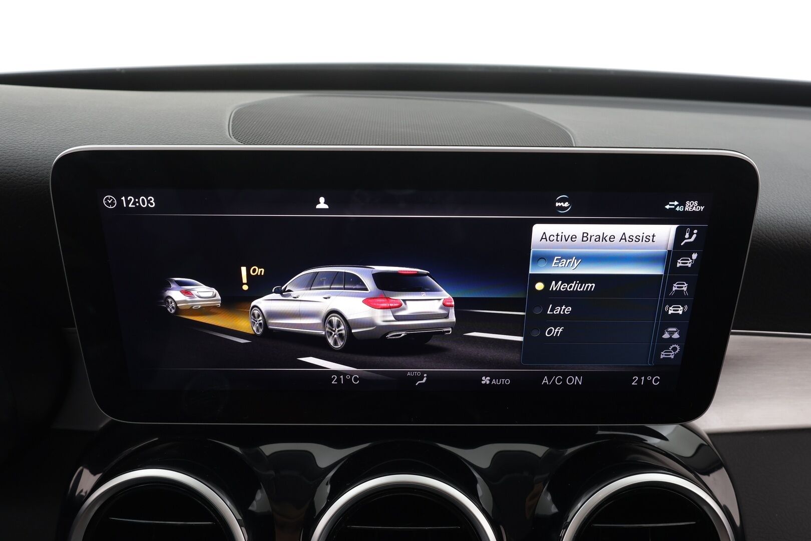 Mercedes-Benz C 2020 300 e T A Business Avantgarde Edition EQ Power * Distronic / Multibeam / P.Kamera / Sportpenkit / Navi / Koukku * - Akku kuntotarkastettu / Suomi-auto / 2x Latauskaapelit / Kahdet OEM Vanteet