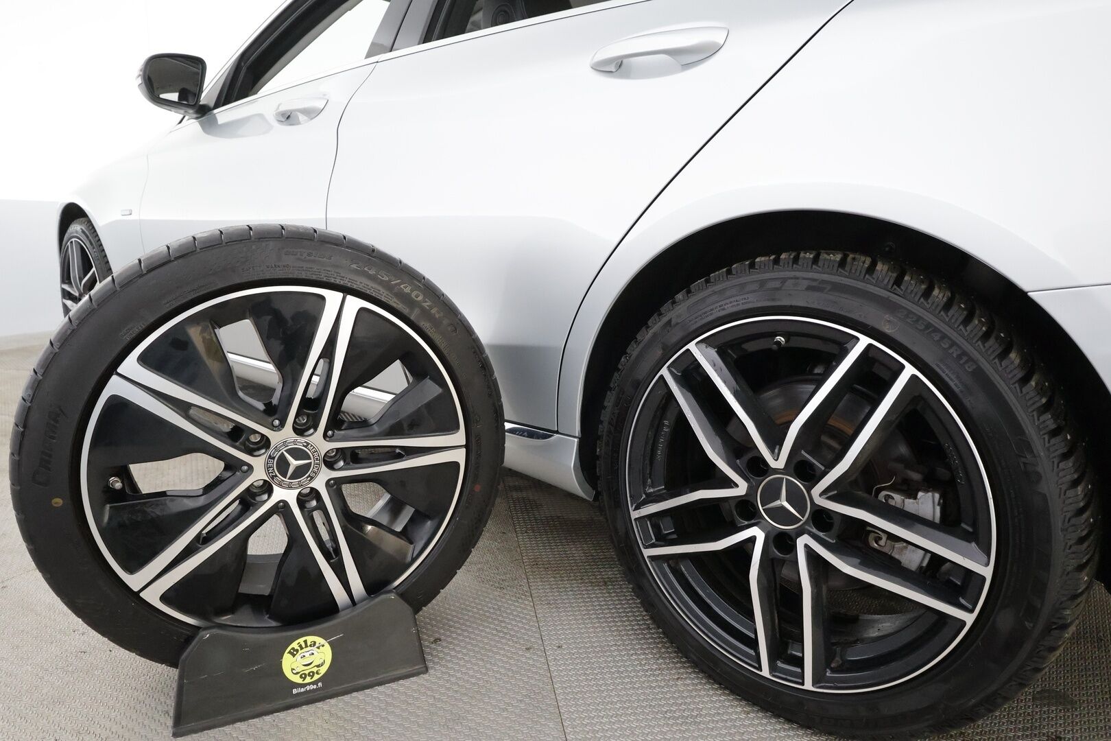 Mercedes-Benz C 2020 300 e T A Business Avantgarde Edition EQ Power * Distronic / Multibeam / Kamera / Navi / Koukku / Sportpenkit * - KATSO MIHIN KAMPANJAHINTAAN! / Akku kuntotarkastettu / Suomi-auto / 2x Latauskaapelit / Kahdet OEM Vanteet