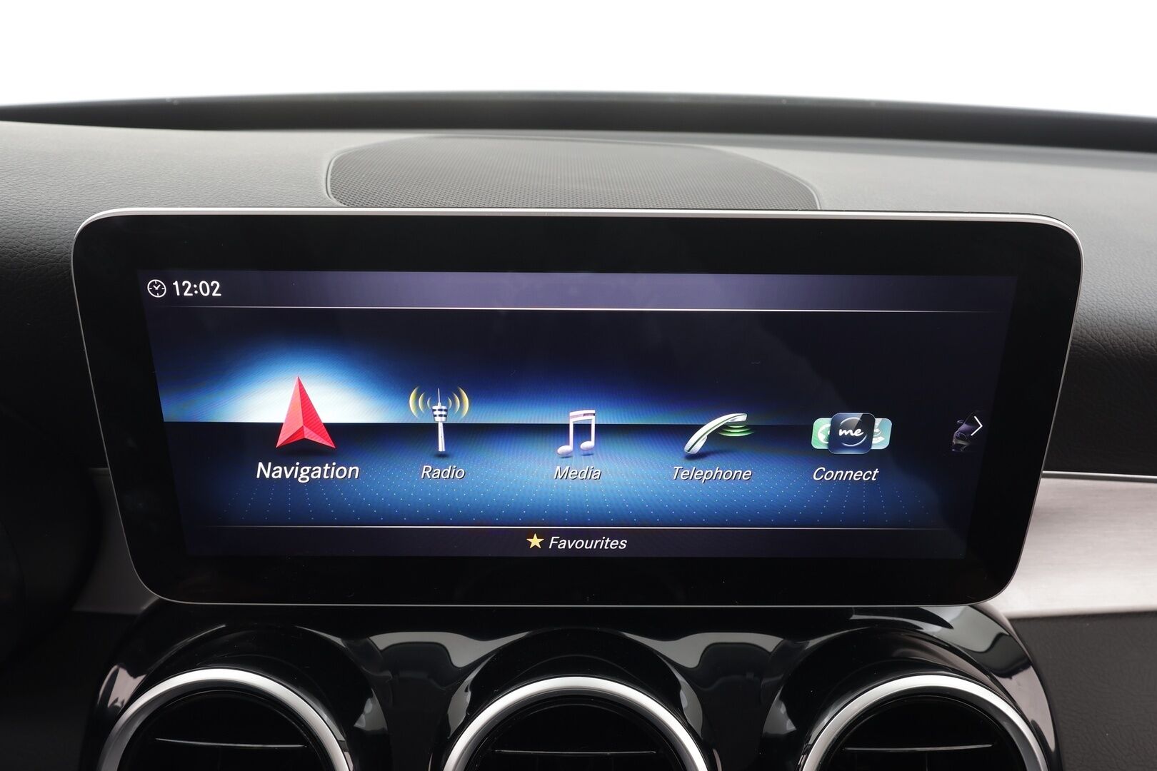 Mercedes-Benz C 2020 300 e T A Business Avantgarde Edition EQ Power * Distronic / Multibeam / P.Kamera / Sportpenkit / Navi / Koukku * - Akku kuntotarkastettu / Suomi-auto / 2x Latauskaapelit / Kahdet OEM Vanteet