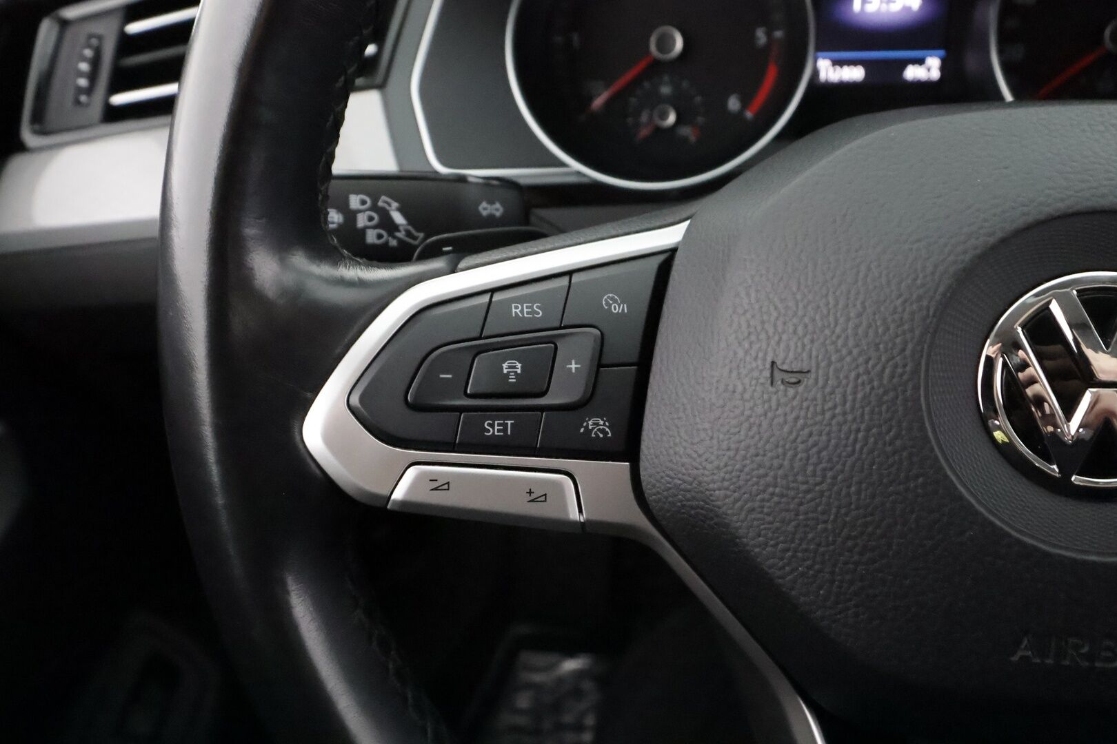 Volkswagen Passat 2020 Sedan Style 2,0 TDI EVO SCR 110 kW DSG-automaatti - | Webasto | ACC | LED | P.Tutkat | Navi | Kaistavahti | Merkkihuollot | Kahdet renkaat | 1-om Suomi-auto |
