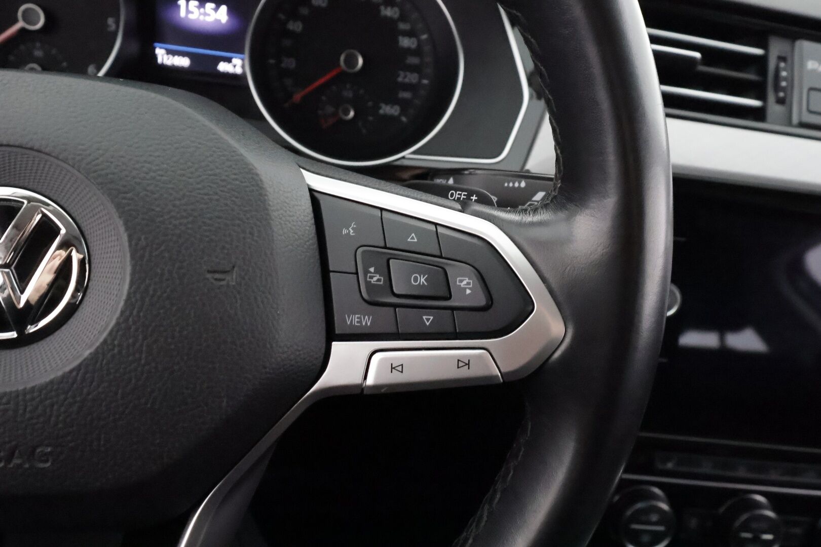 Volkswagen Passat 2020 Sedan Style 2,0 TDI EVO SCR 110 kW DSG-automaatti - | Webasto | ACC | LED | P.Tutkat | Navi | Kaistavahti | Merkkihuollot | Kahdet renkaat | 1-om Suomi-auto |
