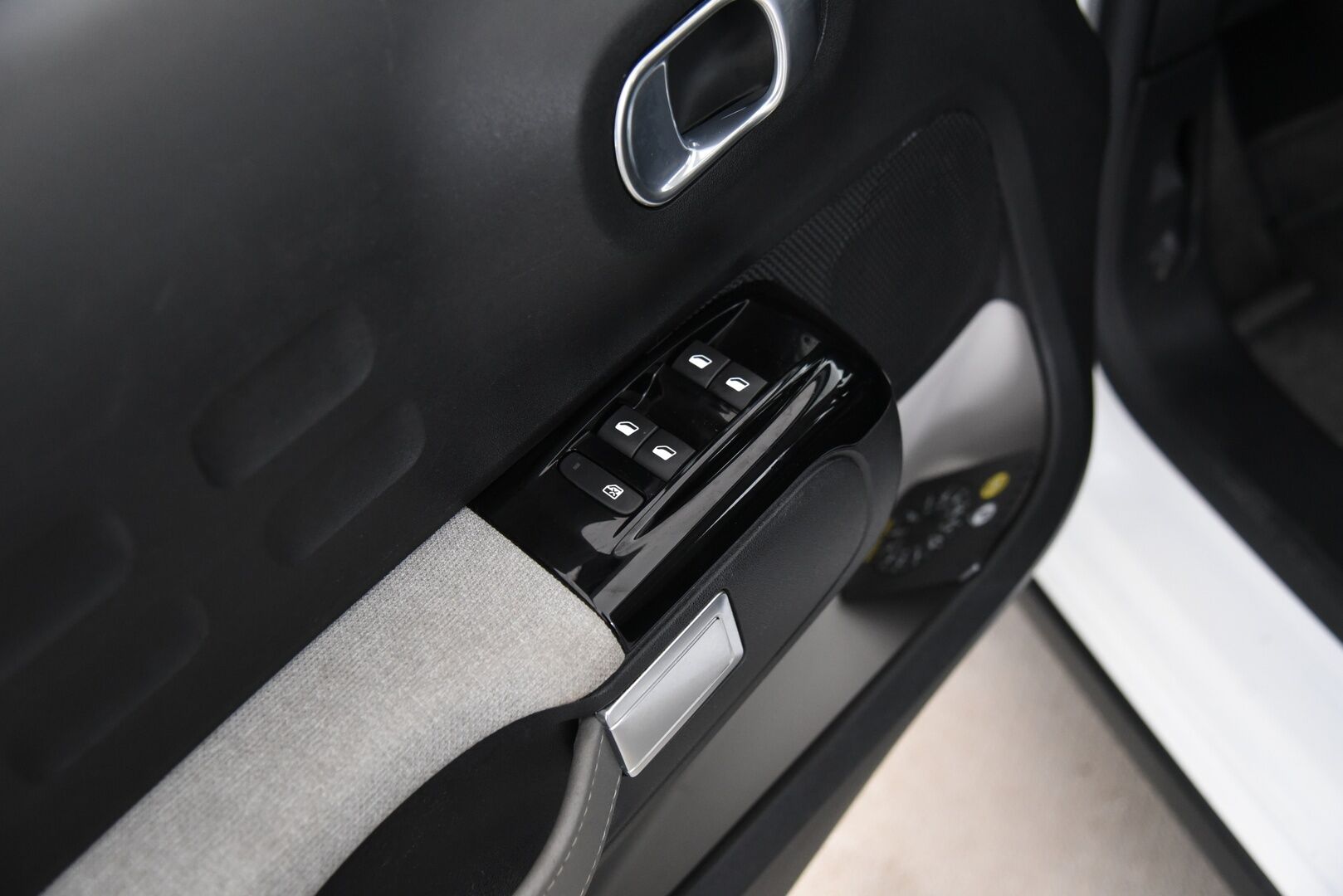 Citroen C3 2020 PureTech 110 Shine Automaatti - Suomi-auto | P-kamera | BLIS | Apple&Android | 