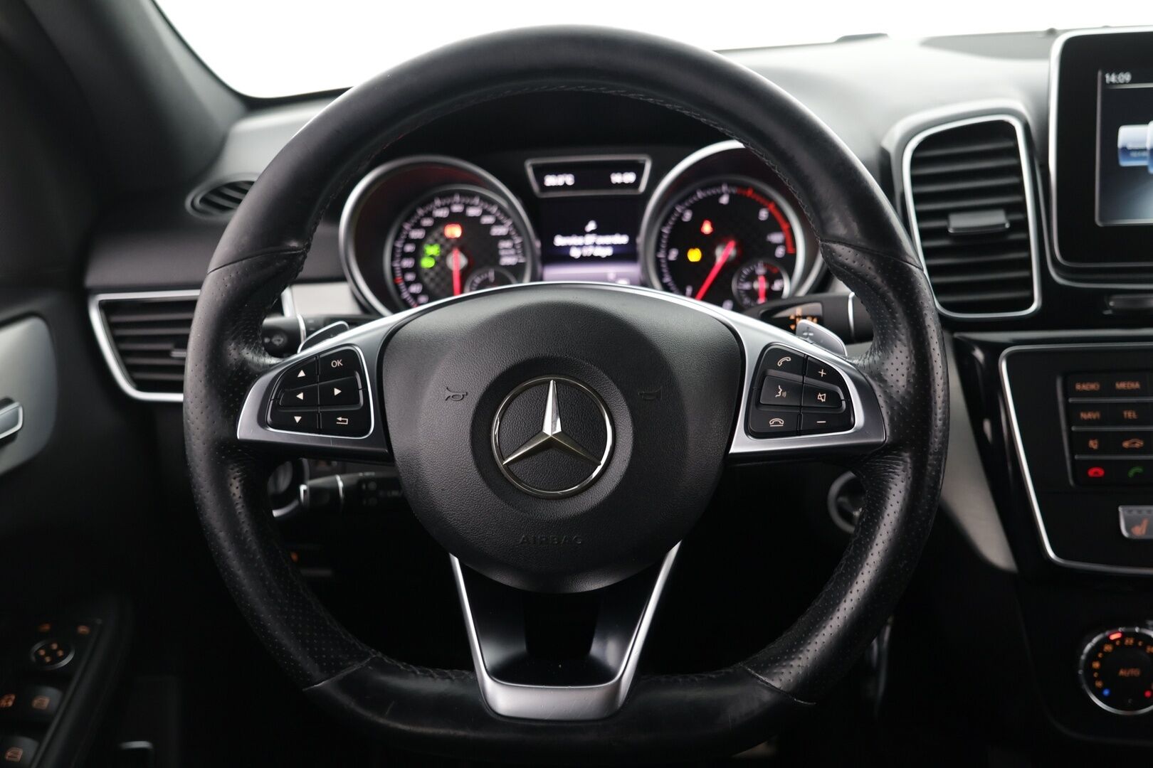 Mercedes-Benz GLE 2016 250 d Premium Business AMG-styling - | Imuovet | P-kamera | Sähköpenkit  Koukku | Navi |