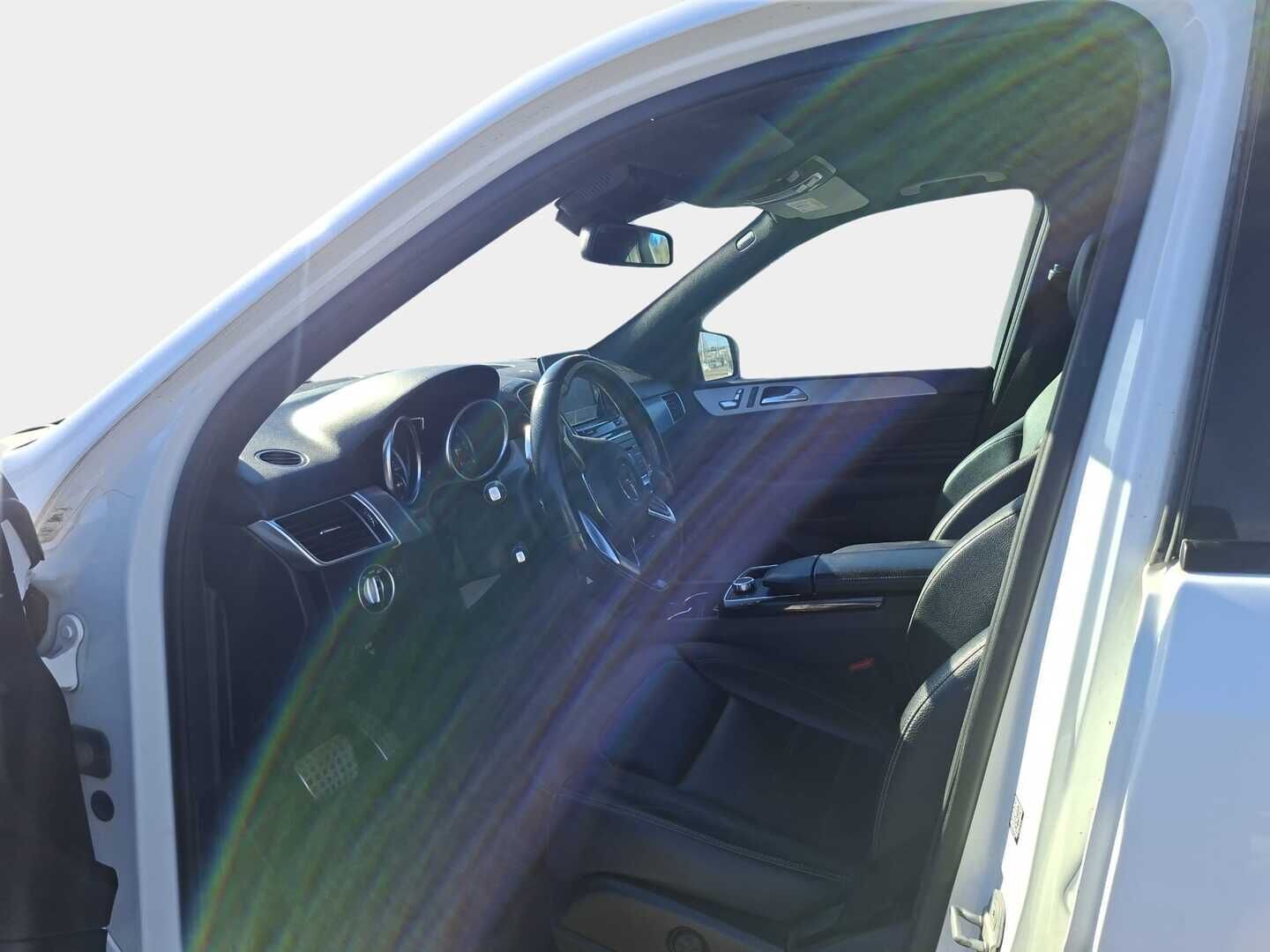 Mercedes-Benz GLE 2016 250 d Premium Business AMG-styling / *Imuovet* / *P-kamera* / *Sähköpenkit* / *Koukku* / *Navi* - HULLUT AVAJAISHULINAT KORKOTARJOUS 3,29 %