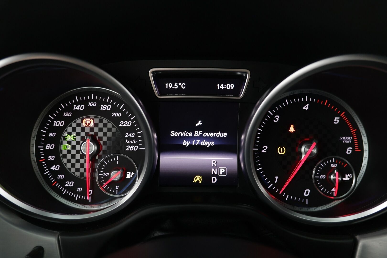 Mercedes-Benz GLE 2016 250 d Premium Business AMG-styling - | Imuovet | P-kamera | Sähköpenkit  Koukku | Navi |
