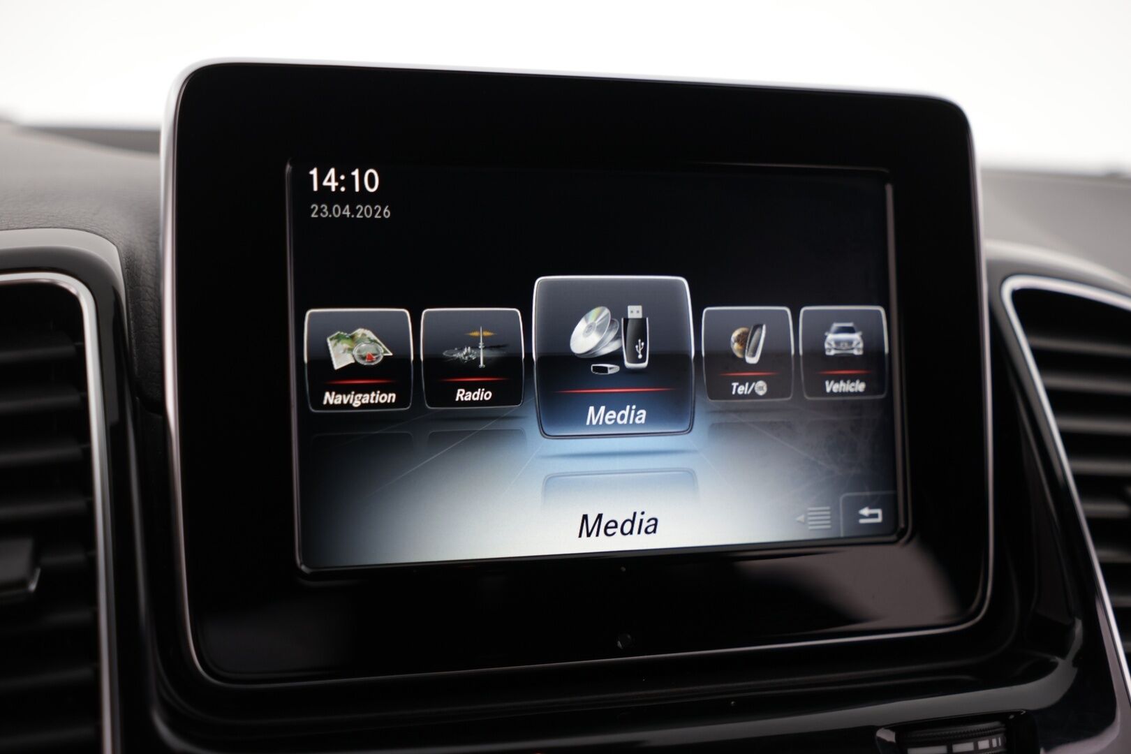 Mercedes-Benz GLE 2016 250 d Premium Business AMG-styling / *Imuovet* / *P-kamera* / *Sähköpenkit* / *Koukku* / *Navi* - HULLUT AVAJAISHULINAT KORKOTARJOUS 3,29 %