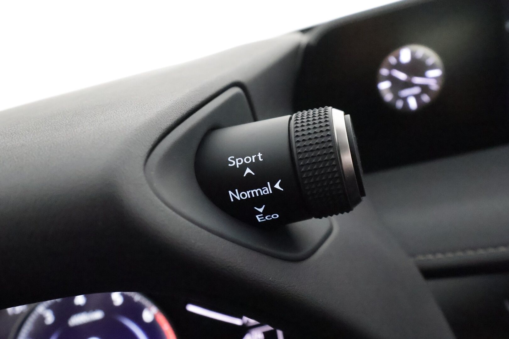 Lexus UX 2020 250h Comfort **Adapt.Vakkari / LED-valot / P.kamera / Navi / Kaistavahti / Navi / Ratinlämmitin / Sisätilanlämmitin** - Suomi-auto / kahdet Renkaat / Merkkihuollettu!