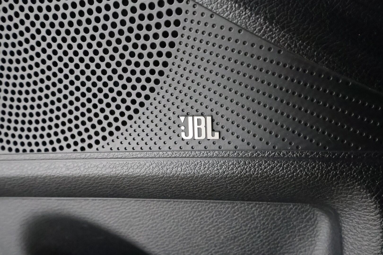 Kia ProCeed 2022 1,6 T-GDI ISG 204hv GT Business Premium SB DCT A/T * Webasto / ACC / LED / Koukku / P.Kamera * - 1.Om suomi-auto / Merkkihuollettu / Kahdet renkaat