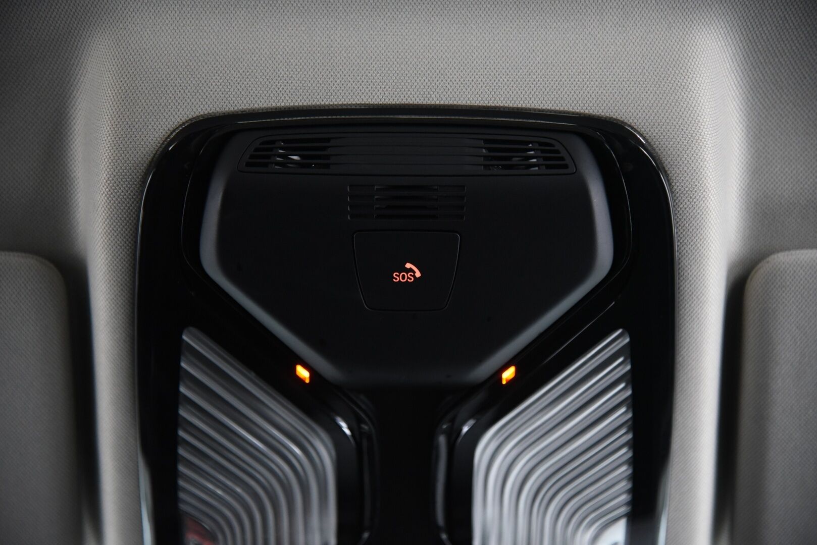 BMW 520 2018 5-sarja G31 Touring 520d A Business / PA-lämmitin / P-Kamera / LED / Prof.navi / Ratinlämmitin - 2x renkaat / Sähkötoiminen takaluukku 