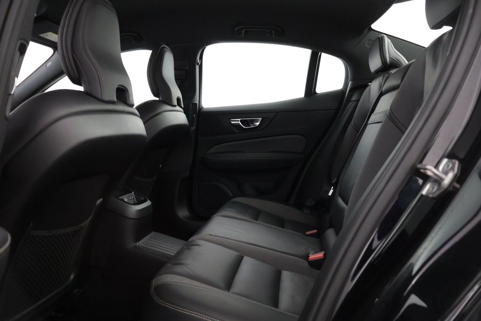 Volvo S60 2020 T6 AWD Business R-Design aut * 360-Kamera / Harman&Kardon / Webasto / BLIS / Muistipenkki / Puolinahat * - 3,99 % KORKOTARJOUS TÄHÄN AUTOON 7.9. ASTI! - * 2-omisteinen / Pienet kilometrit / Huippusiisti / Merkkihuollettu / Hyvät varusteet *