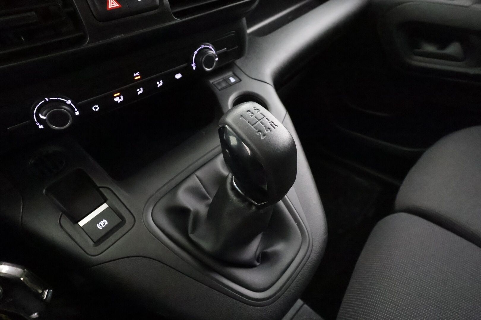 Toyota Proace City 2021 Active L1 1,5D 100 - Merkkihuollot | Uudet kesärenkaat | Hyvin pidetty | ALV | Vakkari | Bluetooth | Kaistavahti | Ilmastointi | Kahdet renkaat 