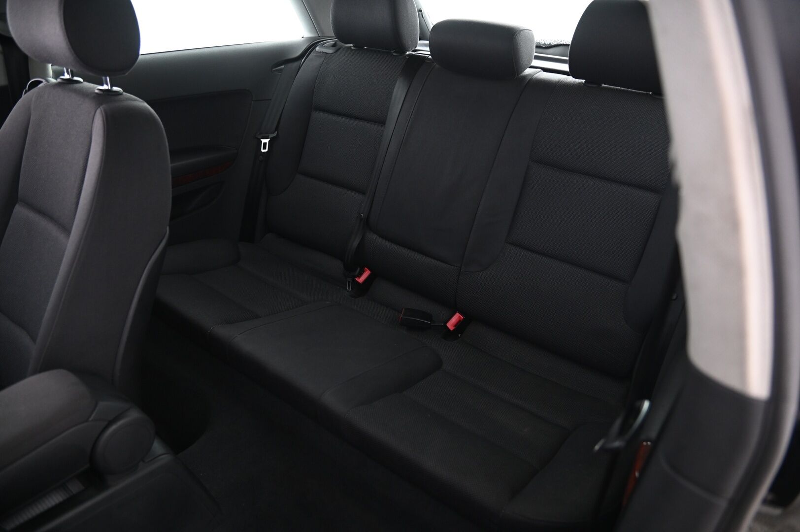 Audi A3 2004 A3 Viistoperä (AB) 2ov 1595cm3 A *- YritysOutlet - Myydään vain yrityksille -* - YritysOutlet - Myydään vain yrityksille / Katsastettu Tammikuussa