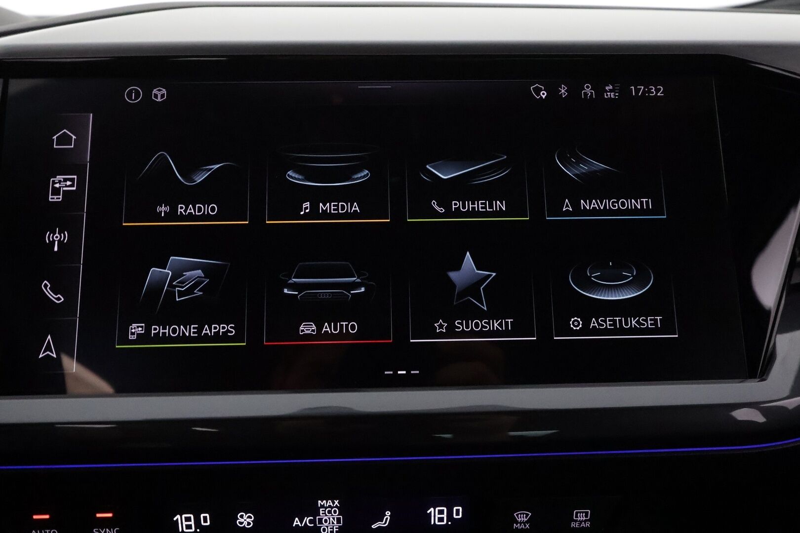 Audi Q4 e-tron 2022 S line 50 e-tron quattro Sportback **HUD / Adapt. vakkari / Sporttipenkit / Matrix LED / P.kamera / Koukku** - Akku kuntotarkastettu / 1-Om Suomi-auto / Lämpöpumppu / Kahdet renkaat / *HUD / Adapt. vakkari / Sporttipenkit / Matrix LED / P.kamera / Koukku*