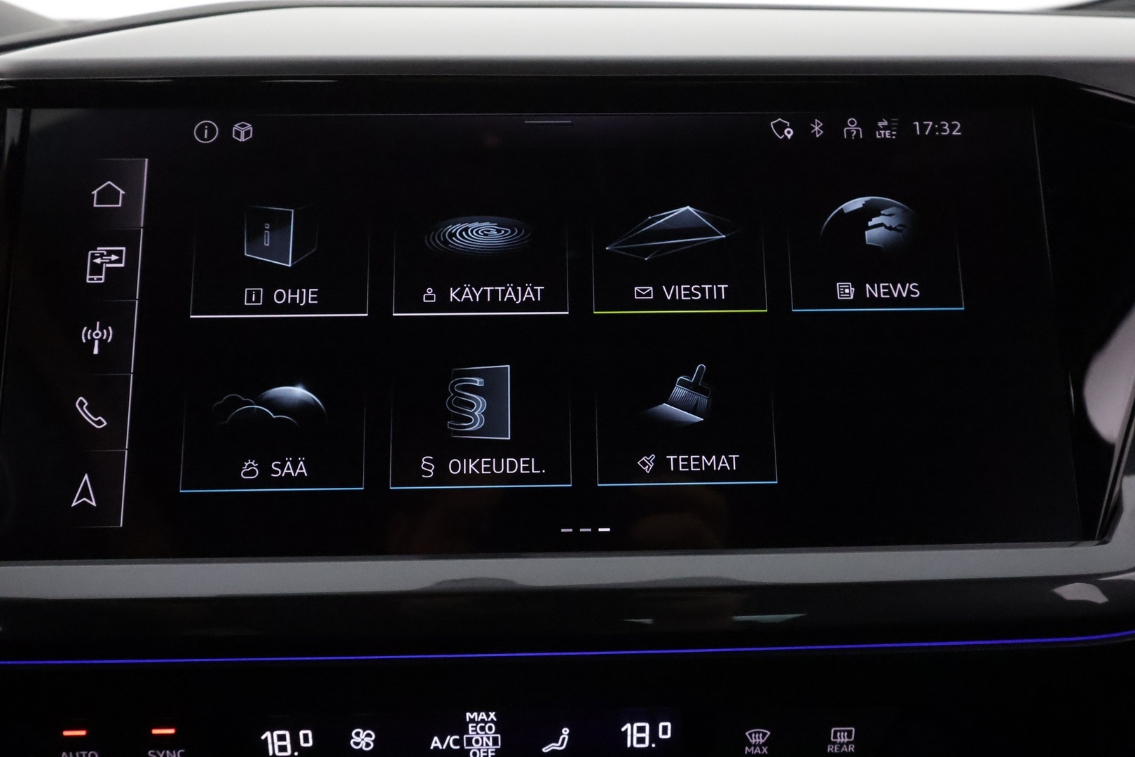 Audi Q4 e-tron 2022 S line 50 e-tron quattro Sportback **HUD / Adapt. vakkari / Sporttipenkit / Matrix LED / P.kamera / Koukku** - 3,99% KORKOTARJOUS TÄHÄN AUTOON 21.9. ASTI - Akku kuntotarkastettu / 1-Om Suomi-auto / Lämpöpumppu / Kahdet renkaat / *HUD / Adapt. vakkari / Sporttipenkit / Matrix LED / P.kamera / Koukku*