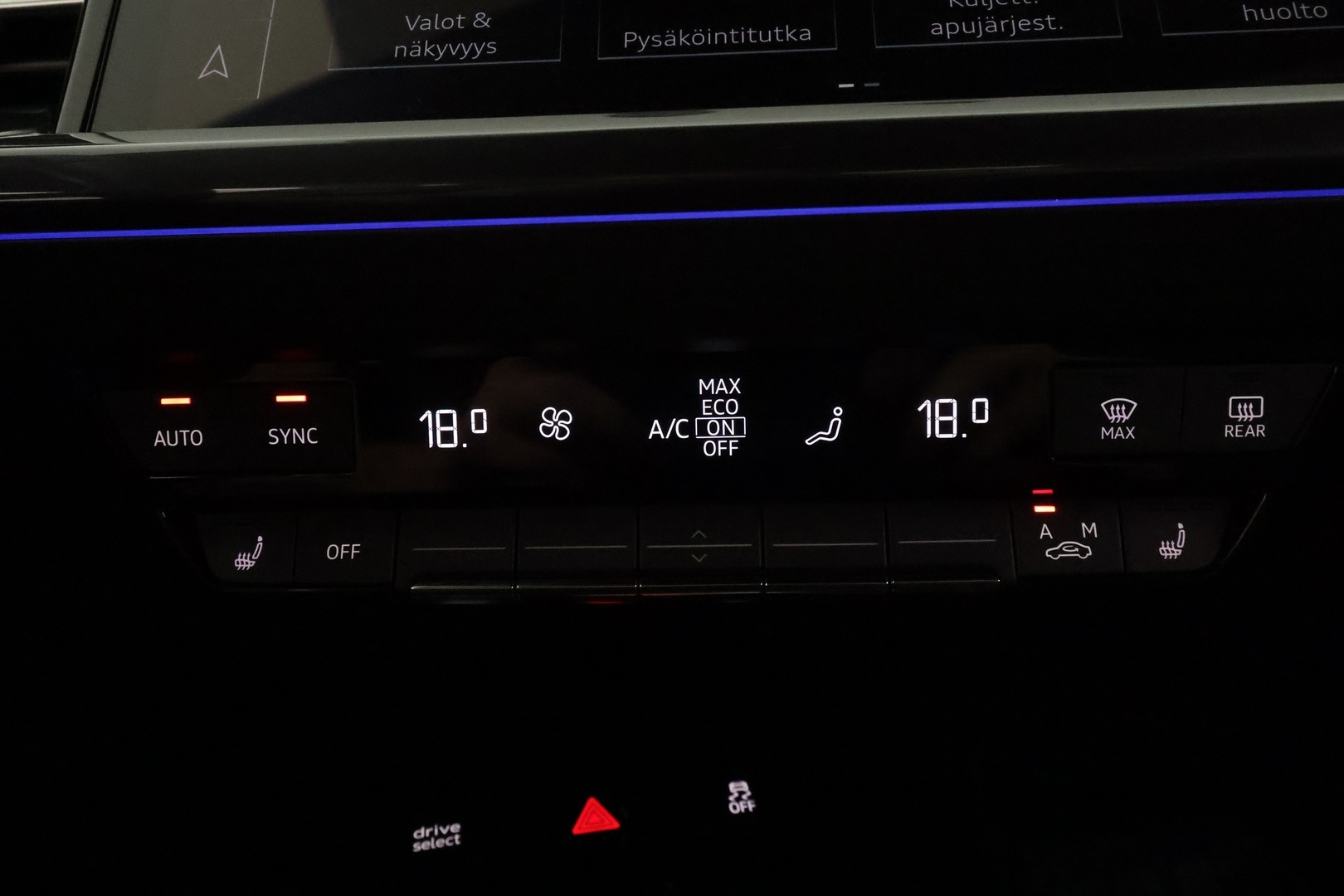 Audi Q4 e-tron 2022 S line 50 e-tron quattro Sportback **HUD / Adapt. vakkari / Sporttipenkit / Matrix LED / P.kamera / Koukku** - 3,99% KORKOTARJOUS TÄHÄN AUTOON 21.9. ASTI - Akku kuntotarkastettu / 1-Om Suomi-auto / Lämpöpumppu / Kahdet renkaat / *HUD / Adapt. vakkari / Sporttipenkit / Matrix LED / P.kamera / Koukku*