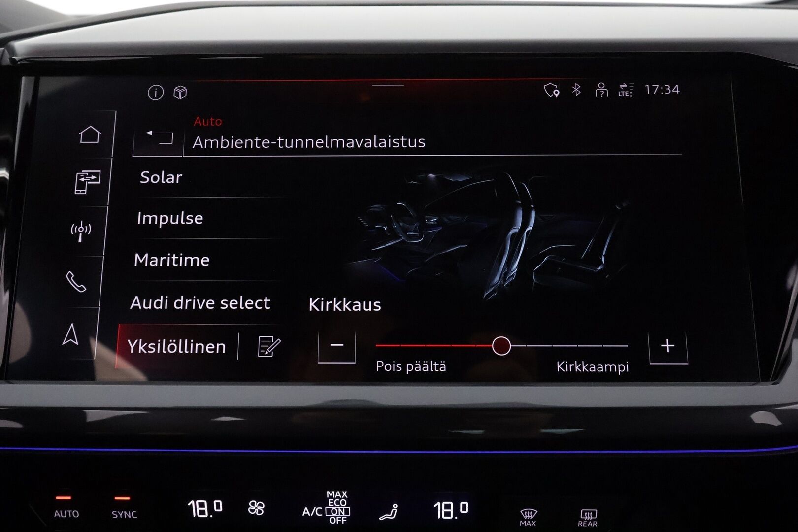 Audi Q4 e-tron 2022 S line 50 e-tron quattro Sportback **HUD / Adapt. vakkari / Sporttipenkit / Matrix LED / P.kamera / Koukku** - 3,99 % KORKOTARJOUS TÄHÄN AUTOON - Akku kuntotarkastettu / 1-Om Suomi-auto / Lämpöpumppu / Kahdet renkaat / 