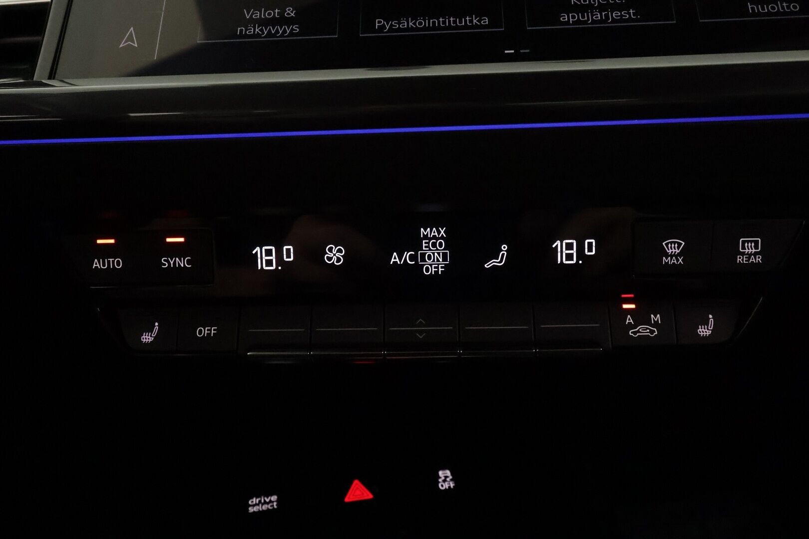 Audi Q4 e-tron 2022 S line 50 e-tron quattro Sportback **HUD / Adapt. vakkari / Sporttipenkit / Matrix LED / P.kamera / Koukku** - Akku kuntotarkastettu / 1-Om Suomi-auto / Lämpöpumppu / Kahdet renkaat / *HUD / Adapt. vakkari / Sporttipenkit / Matrix LED / P.kamera / Koukku* - HULLUT JOULUT KORKOTARJOUS 2,49% 