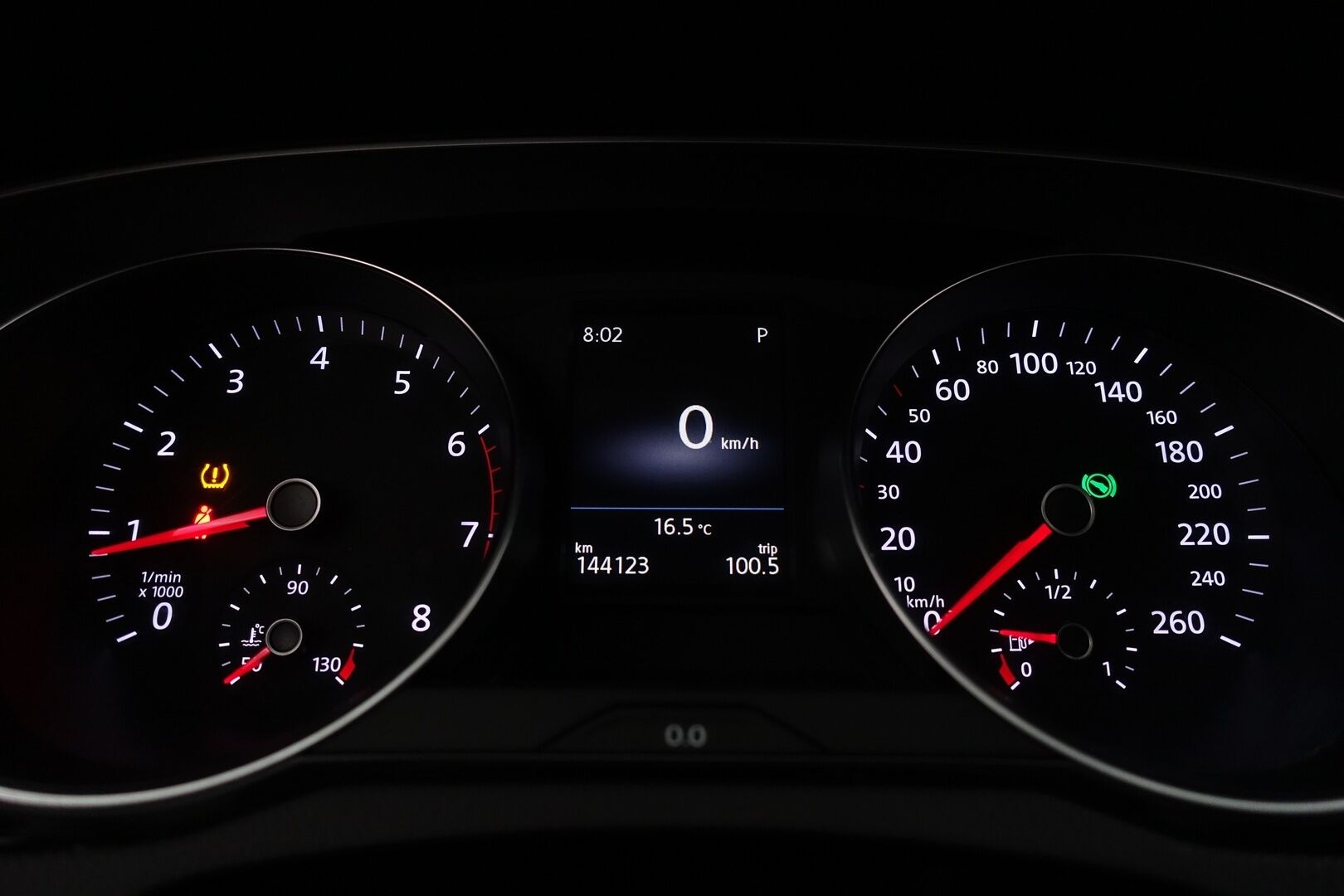 Volkswagen Passat 2022 Variant Style 1,5 TSI EVO 110 kW DSG * Webasto / Koukku / ACC / LED / P.Kamera / Keyless / Lämm. Ohjauspyörä * - 1-om Suomi-auto / Kahdet renkaat aluvanteilla