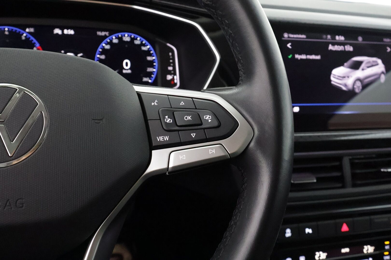 Volkswagen T-Cross 2022 Sport Business 1,5 TSI 110 kW DSG-automaatti - | ACC | Webasto | Digimittaristo | LED | P.kamera ja tutkat | Lane Assist | Front Assist | Navi | Apple & Android | Merkkihuollot | 2x renkaat aluin |