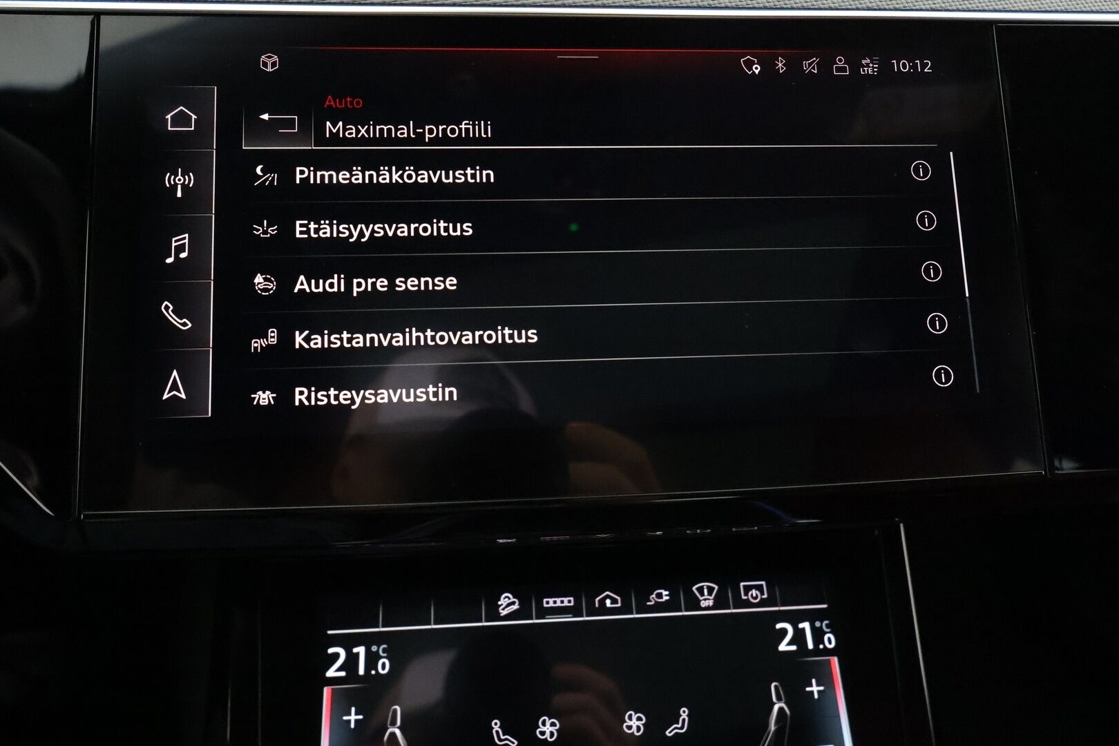 Audi e-tron 2021 Sportback S quattro 503hv - 3,99 % KORKOTARJOUS TÄHÄN AUTOON - Adapt.Vakkari / Bang & Olufsen 3D Surround  / Tikatut Nappanahat / Digital Matrix LED / Panorama / 360-Kamera / Night Vision / HUD / Ilma-Alusta 