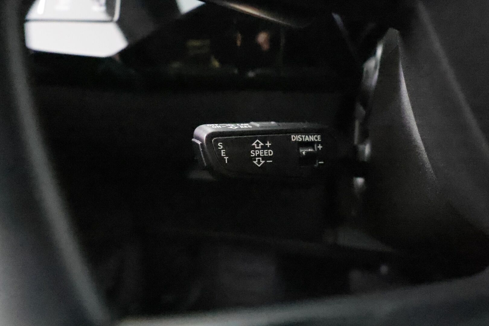 Audi e-tron 2021 Sportback S quattro 503hv - 3,99 % KORKOTARJOUS TÄHÄN AUTOON - Adapt.Vakkari / Bang & Olufsen 3D Surround  / Tikatut Nappanahat / Digital Matrix LED / Panorama / 360-Kamera / Night Vision / HUD / Ilma-Alusta 