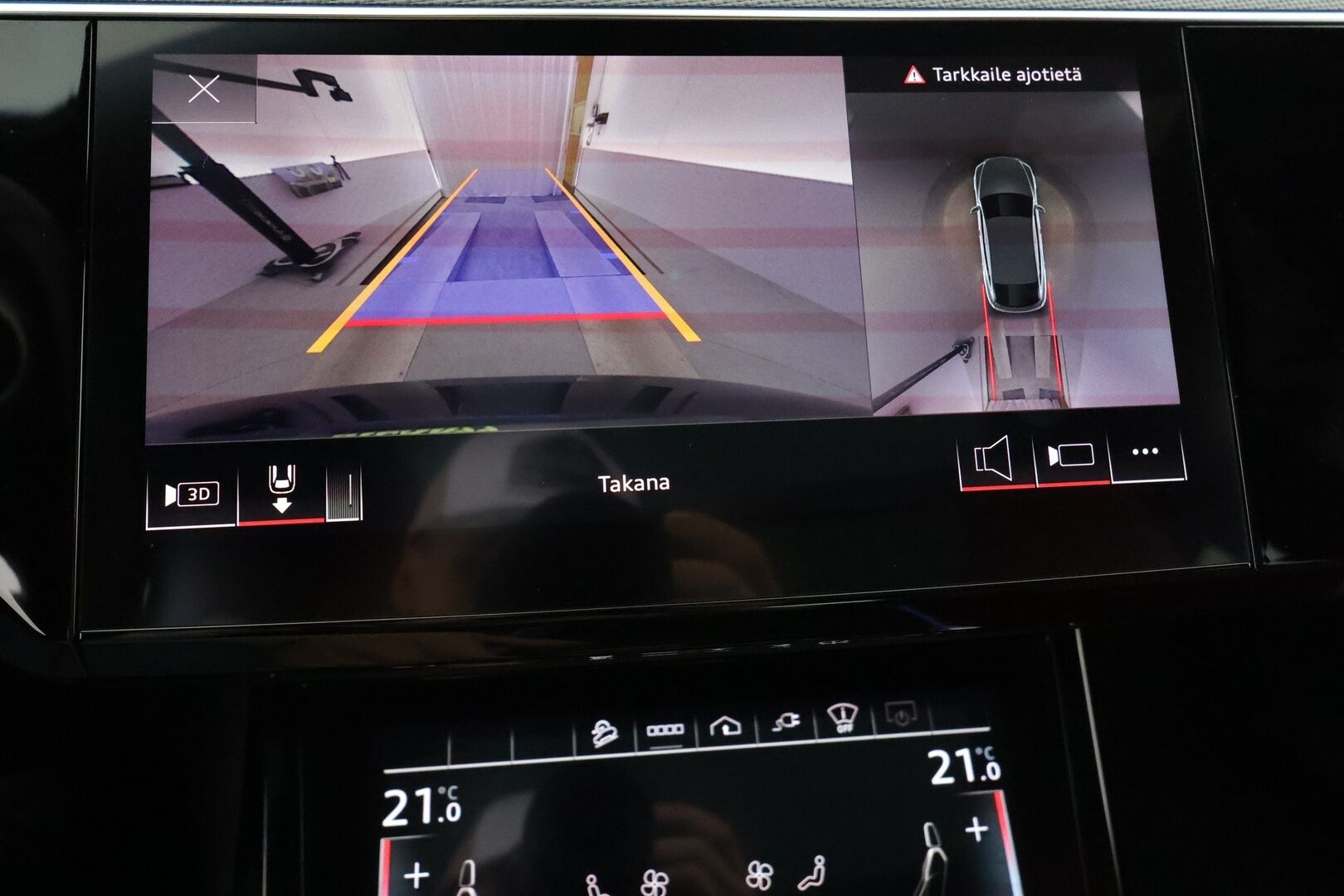 Audi e-tron 2021 Sportback S quattro 503hv - 3,99 % KORKOTARJOUS TÄHÄN AUTOON - Adapt.Vakkari / Bang & Olufsen 3D Surround  / Tikatut Nappanahat / Digital Matrix LED / Panorama / 360-Kamera / Night Vision / HUD / Ilma-Alusta 