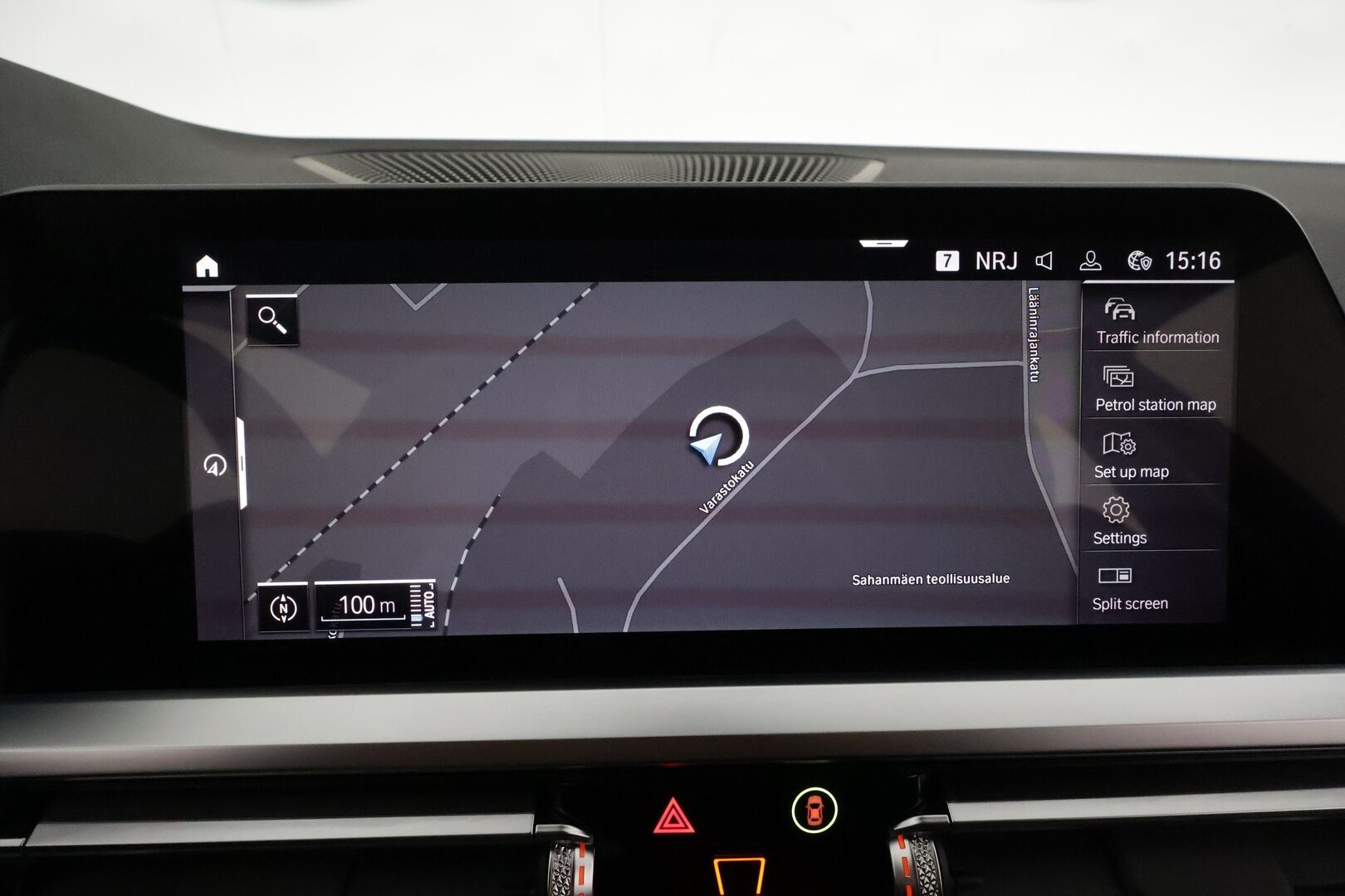 BMW 320 2022 G21 xDrive A Charged Edition Sport *ACC / P.tutkat / Navi / LED / Hifi / Sporttipenkit* - 1.Om Suomi-auto / Akku kuntotarkastettu / Kahdet renkaat aluvanteilla - Osta nyt, maksa vasta ensi vuonna