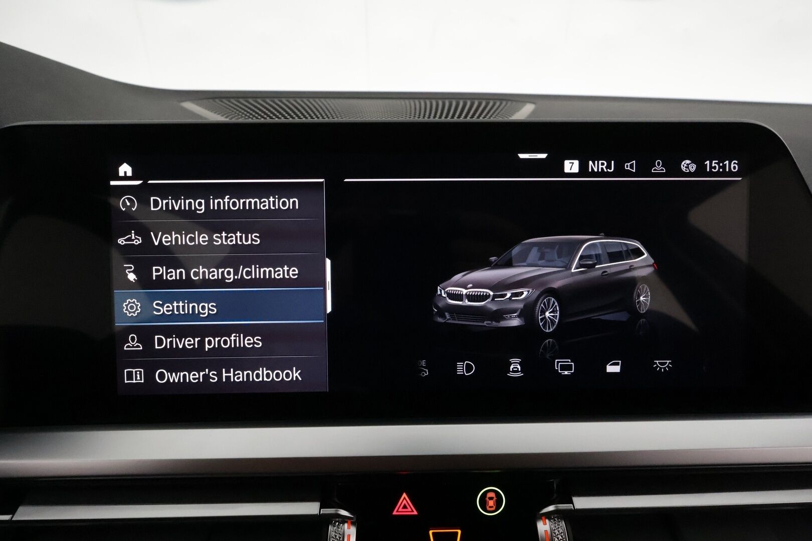 BMW 320 2022 G21 xDrive A Charged Edition Sport *ACC / P.tutkat / Navi / LED / Hifi / Sporttipenkit* - 1.Om Suomi-auto / Akku kuntotarkastettu / Kahdet renkaat aluvanteilla - Osta nyt, maksa vasta ensi vuonna