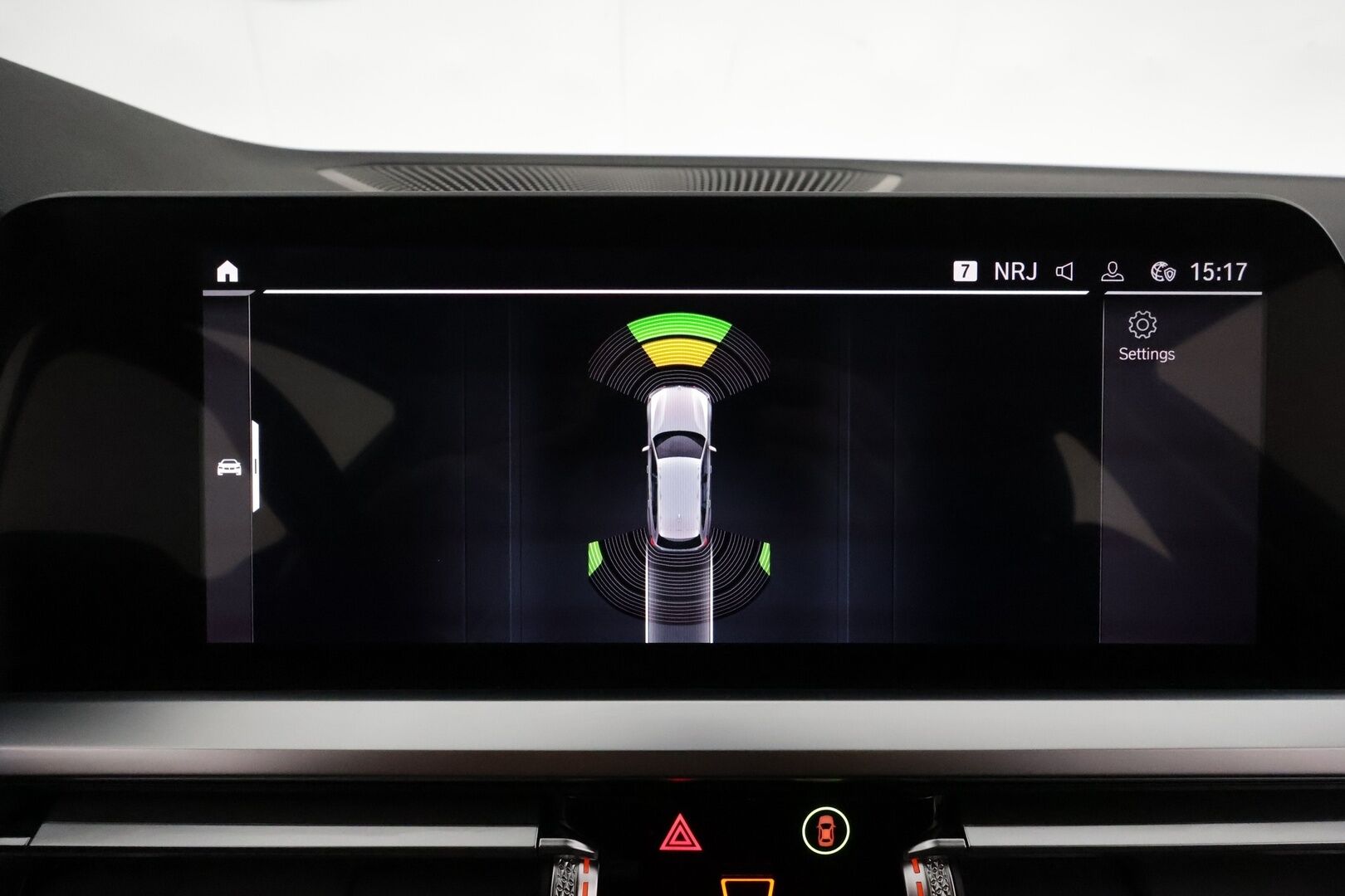 BMW 320 2022 G21 xDrive A Charged Edition Sport *ACC / P.tutkat / Navi / LED / Hifi / Sporttipenkit* - 1.Om Suomi-auto / Akku kuntotarkastettu / Kahdet renkaat aluvanteilla - Osta nyt, maksa vasta ensi vuonna