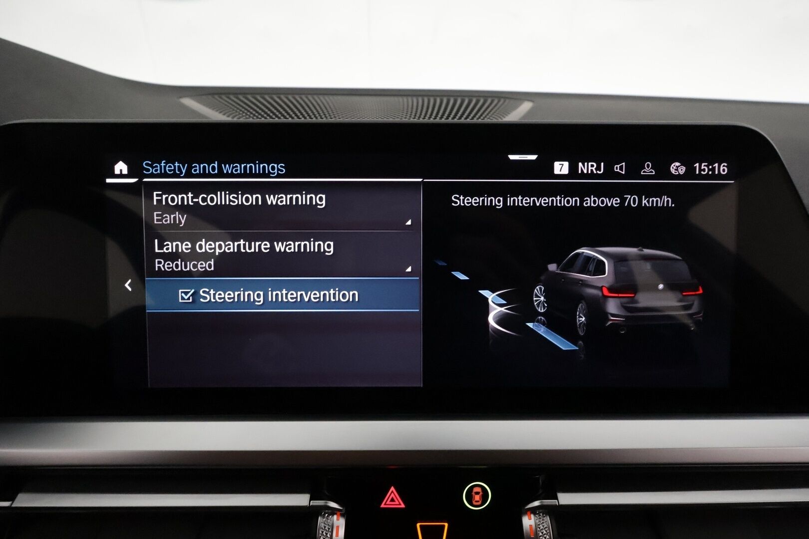 BMW 320 2022 G21 xDrive A Charged Edition Sport *ACC / P.tutkat / Navi / LED / Hifi / Sporttipenkit* - 1.Om Suomi-auto / Akku kuntotarkastettu / Kahdet renkaat aluvanteilla - Osta nyt, maksa vasta ensi vuonna