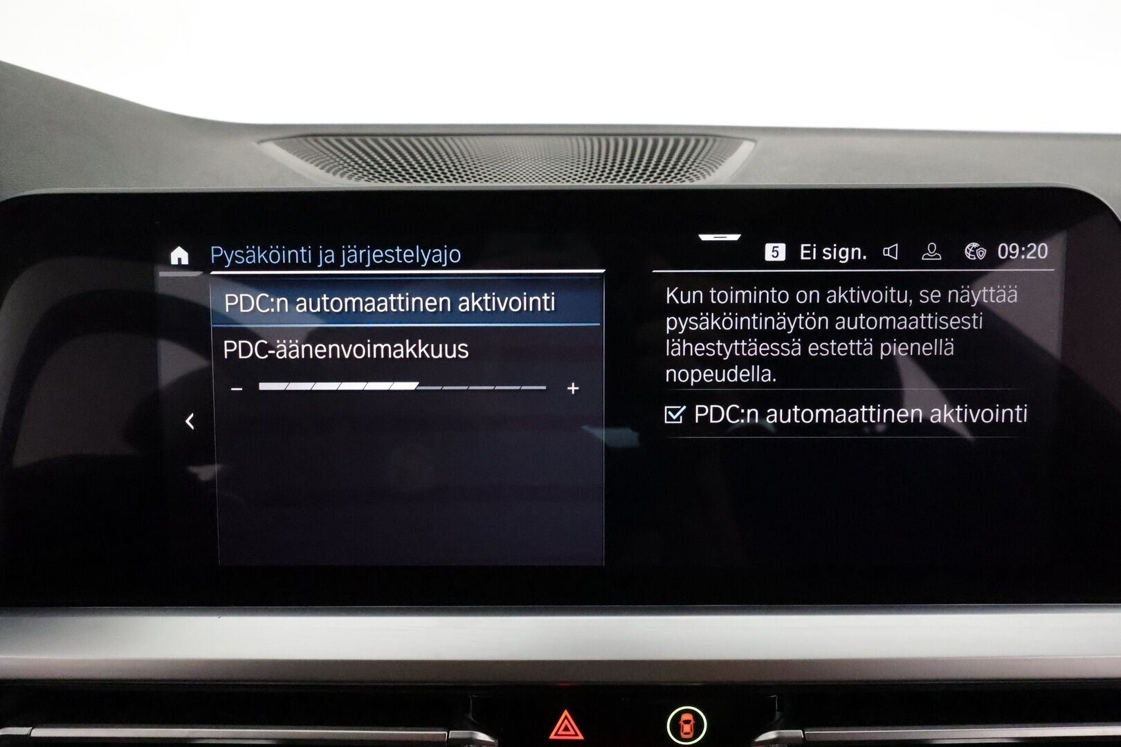 BMW 330 2021 G20 Sedan 330e Business M Sport **Adapt.Vakkari / Harman/kardon / LED / P.Tutkat / Sporttipenkit / Navi / Kaistavahti** - 2x Latauskaapelit / Kahdet Renkaat