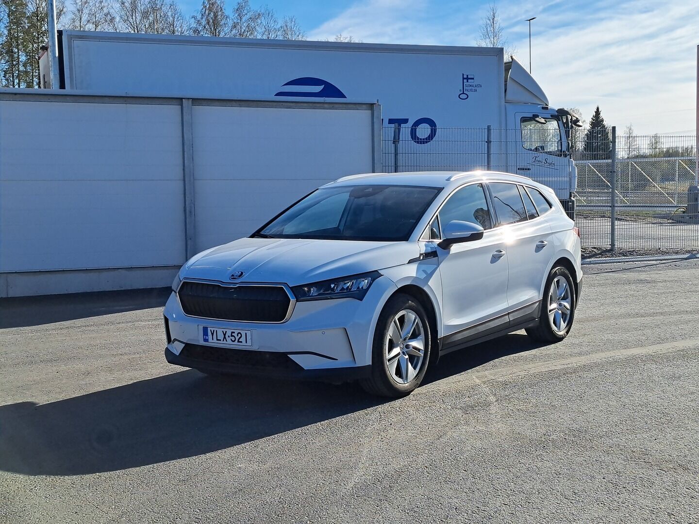 Skoda Enyaq 2023 80 iV ** Lämpöpumppu / Adapt.vakkari / P-Kamera / LED ** - 1.om Suomi-auto / Sis. ALV / 2x vanteet - HULLUT AVAJAISHULINAT KORKOTARJOUS 3,29 %