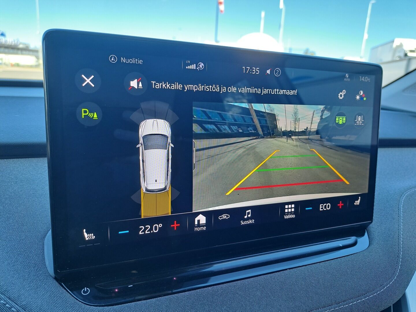 Skoda Enyaq 2023 80 iV ** Lämpöpumppu / Adapt.vakkari / P-Kamera / LED ** - 1.om Suomi-auto / Sis. ALV / 2x vanteet - HULLUT AVAJAISHULINAT KORKOTARJOUS 3,29 %