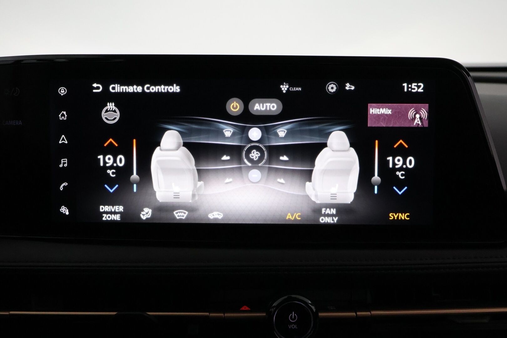 Nissan Ariya 2023 63kWh Advance 2WD - | ACC | Koukku | 360° | Sähköpenkit | BLIS | Keyless | Lämpöpumppu | Merkkiliikkeen huoltohistoria | Suomi-auto | SOH: 98,5 % |