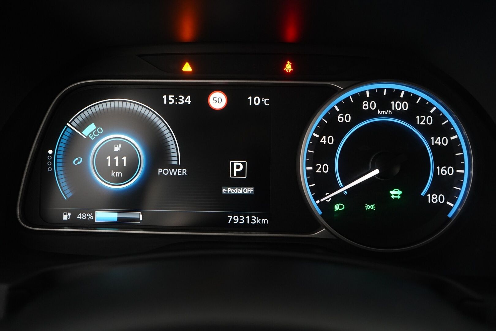 Nissan Leaf 2023 Business 360 MY22 39kWh FI - 360-Kamera / Lämpöpumppu / Ada.Vakkari / Keyless / Navi