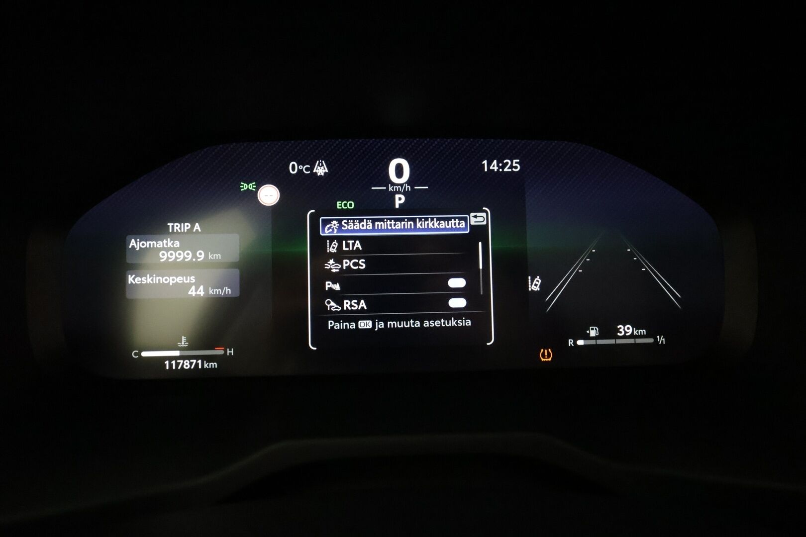 Toyota RAV4 2023 2,0 VVT-iE Active Multidrive S * Koukku / ACC / LED / P.Kamera / Lohkolämmitin / Kaistavahti / Navi * - 1-om Suomi-auto / Merkkihuollot / Kahdet renkaat aluvanteilla