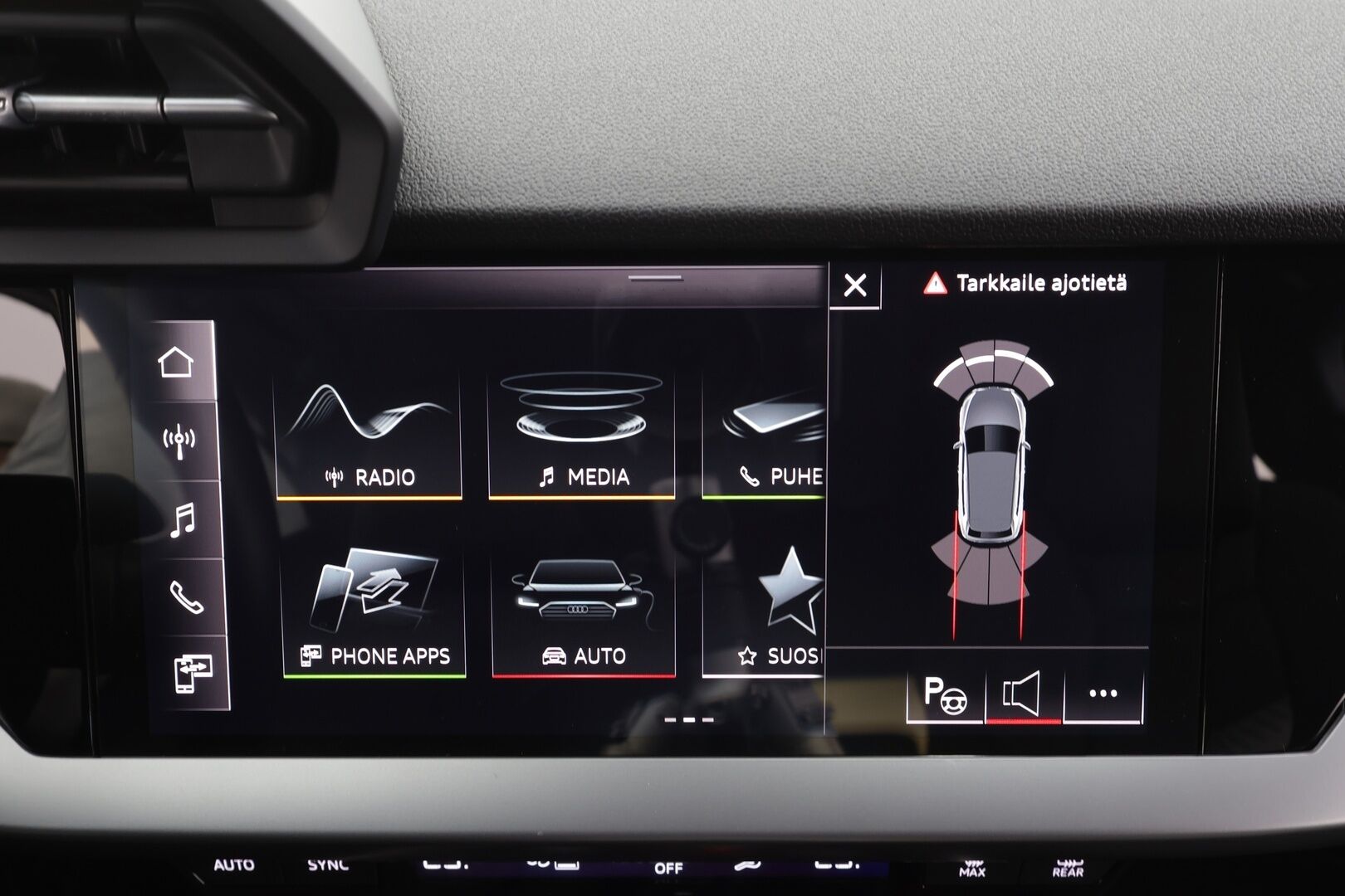 Audi A3 2023 Sportback Business 40 TFSI e 150kW S tronic * ACC / LED / P.Tutkat / Hierovat Sportpenkit / Kaistavahti * - 1-om Suomi-auto / Merkkihuollot / Kahdet renkaat aluvanteilla - HULLUT AVAJAISHULINAT KORKOTARJOUS 3,29 %