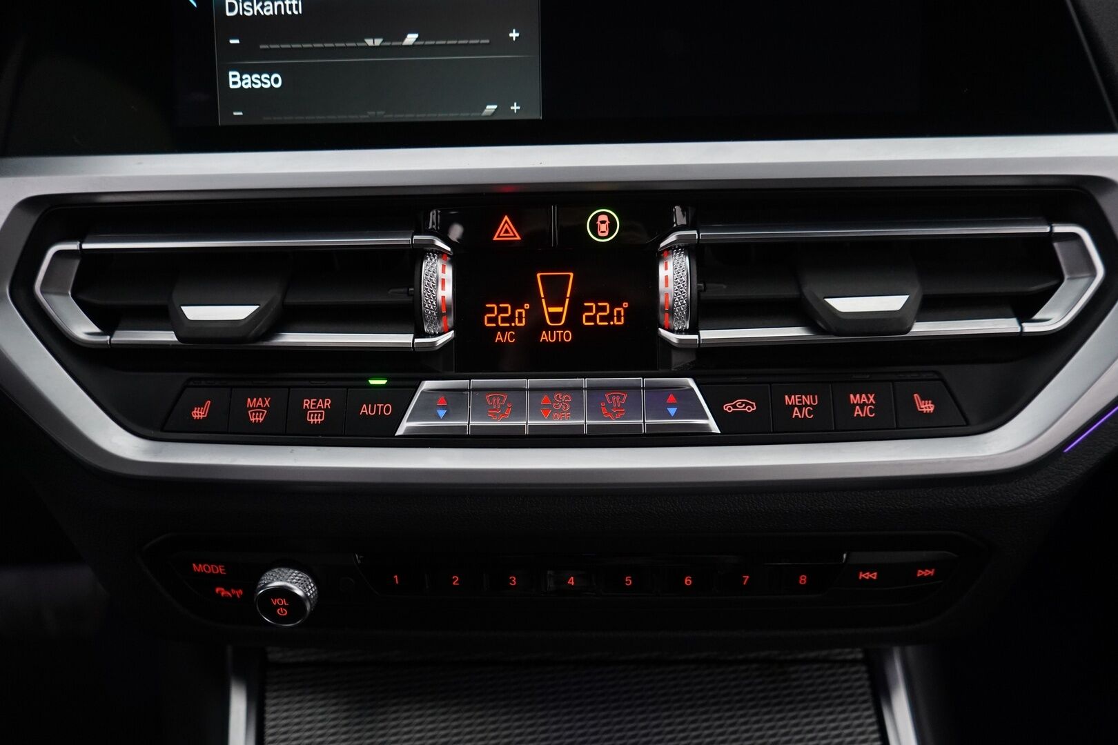 BMW 330 2020 G20 Sedan 330e iPerformance Launch Edition M Sport * Navi / Tutkat / Digimittaristo / H&K * - Kahdet OEM vanteet / Viimeisin huolto 09/2025 / Uudet kesärenkaat