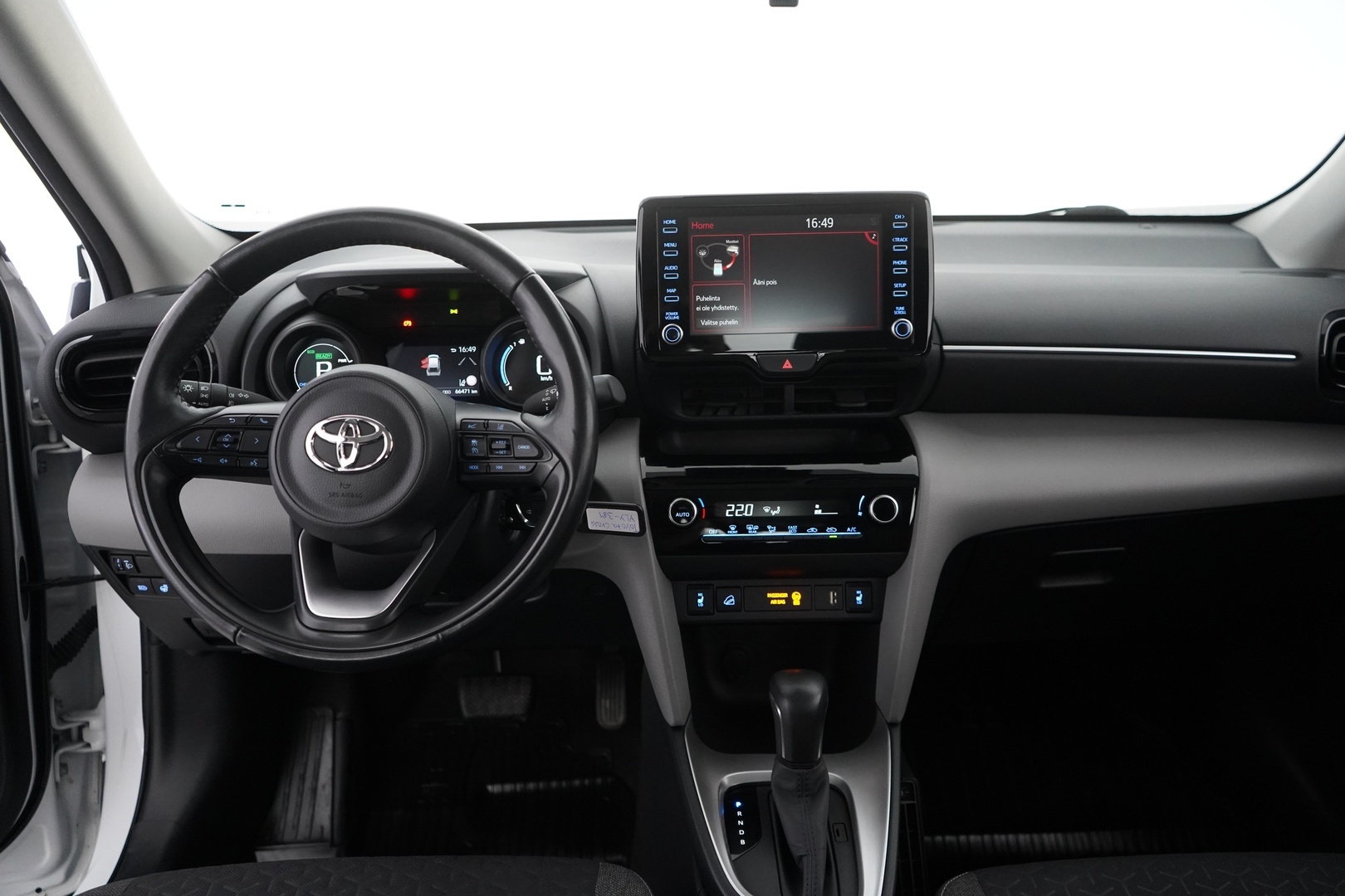 Toyota Yaris Cross 2022 1,5 Hybrid AWD-i Active Business * ACC / Kamera / Koukku / Lohko / Ratinlämmitin * - Kahdet renkaat / Viimeisin huolto 5 / 25 / Neliveto 