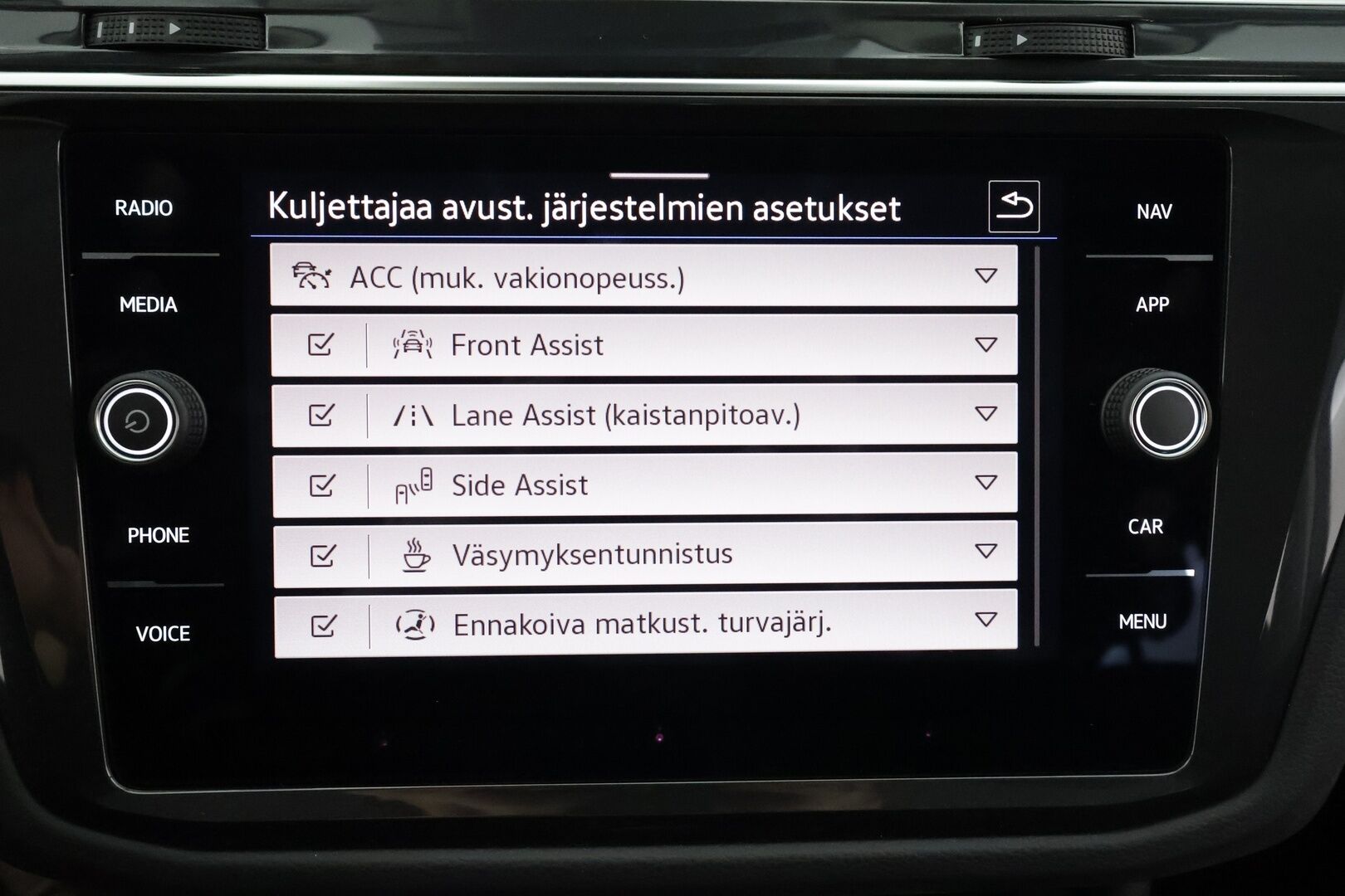Volkswagen Tiguan 2023 1.5 TSI Style Business Limited 110kW  DSG - KATSO MIHIN HINTAAN! | ACC | Matrix-LED | Webasto | Peruutuskamera | Hierovat sporttipenkit | Keyless | 1.Om Suomi-auto | Kahdet Renkaat | Huippuvarusteet