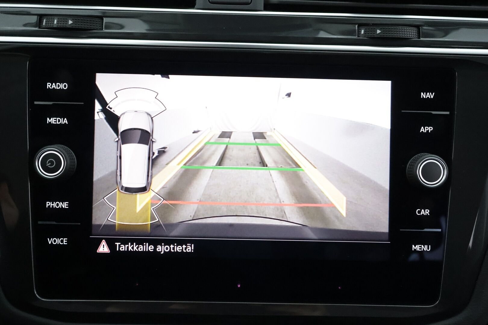 Volkswagen Tiguan 2023 1.5 TSI Style Business Limited 110kW  DSG - KATSO MIHIN HINTAAN! | ACC | Matrix-LED | Webasto | Peruutuskamera | Hierovat sporttipenkit | Keyless | 1.Om Suomi-auto | Kahdet Renkaat | Huippuvarusteet