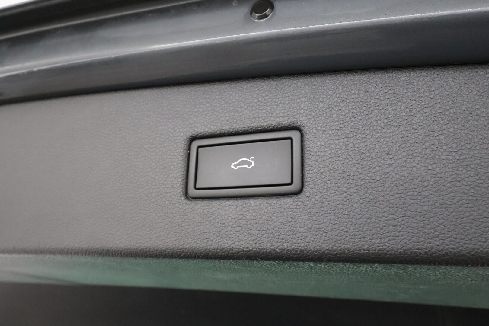 Volkswagen Tiguan 2023 Style Business Limited 1,5 TSI 110 kW DSG * ACC / Matrix-LED / Webasto / P.kamera / Hierovat sporttipenkit / Keyless * - 1.Om Suomi-auto / Kahdet Renkaat