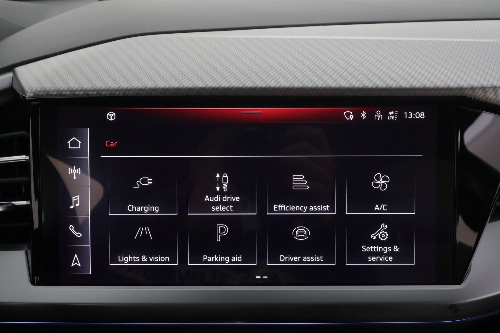 Audi Q4 e-tron 2023 40 e-tron Sportback * ACC / P.kamera / ILP / Sonos / LED / Navi / Koukku / Sähköluukku * - 1.Om Suomi-auto / Kahdet renkaat aluvanteilla 