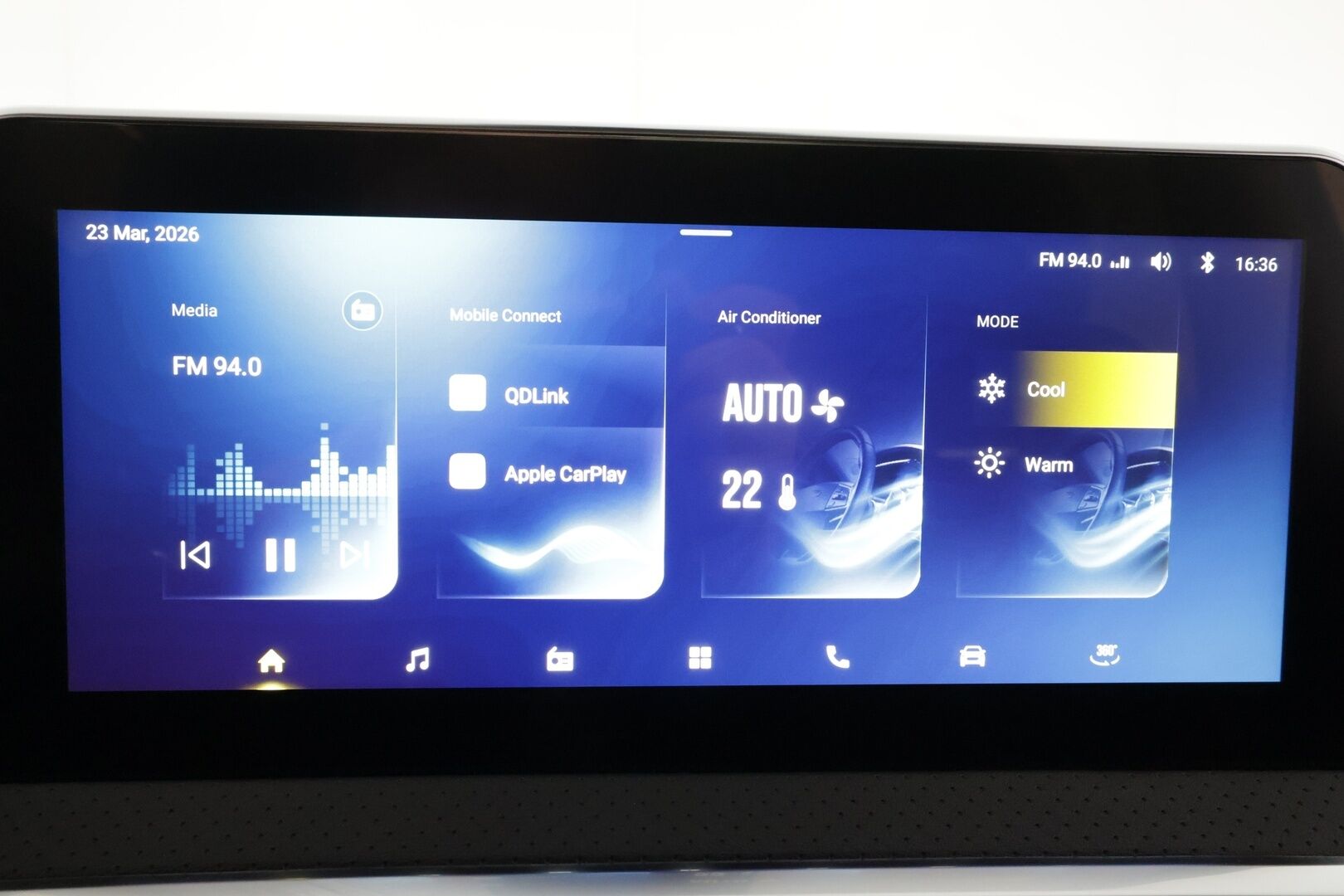 Maxus Euniq 5 2024 Grand Wagon 6-P 177hv - Exclusive * 360 / ACC / Full-LED / Panorama / Kaistavahti / Digimittaristo / Keyless * - 1-om Suomi-auto / Kahdet renkaat aluvanteilla