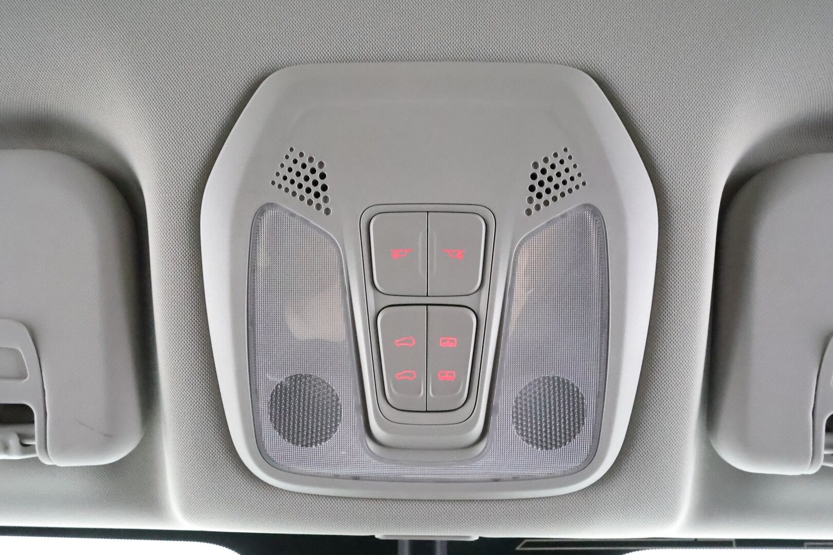 Maxus Euniq 5 2024 Grand Wagon 6-P 177hv - Exclusive * 360 / ACC / Full-LED / Panorama / Kaistavahti / Digimittaristo / Keyless * - 1-om Suomi-auto / Kahdet renkaat aluvanteilla